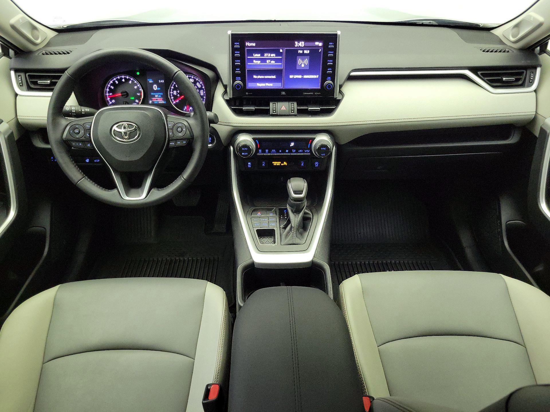 Thumbnail: 2022 Toyota RAV4 - 9