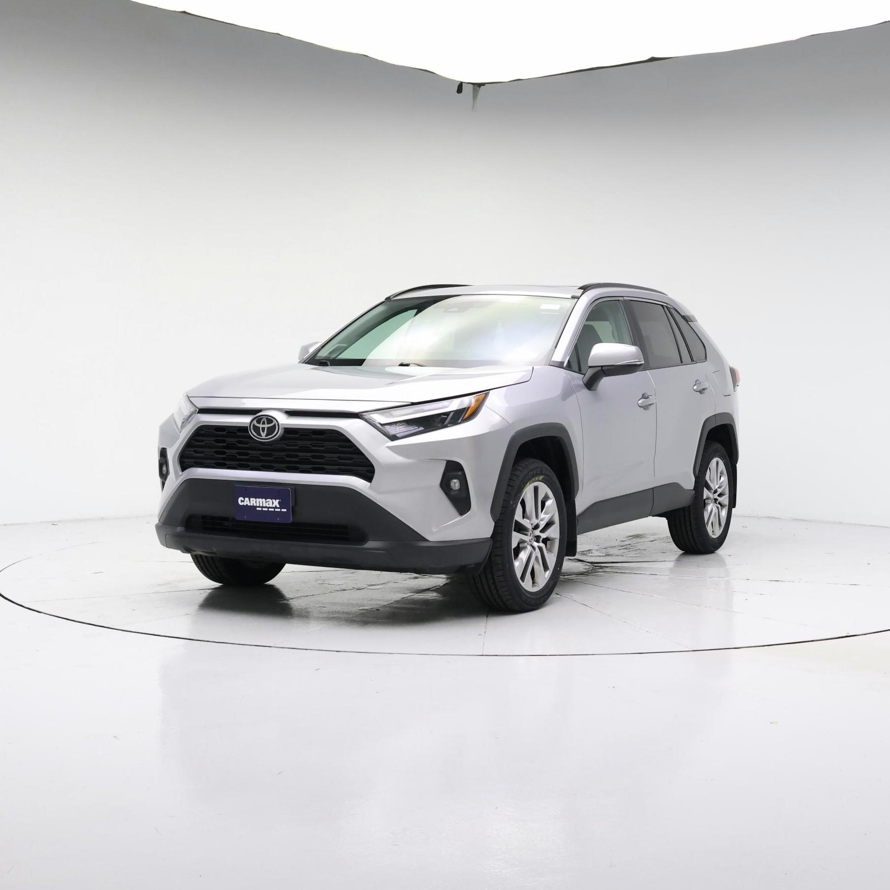 Thumbnail: 2022 Toyota RAV4 - 4