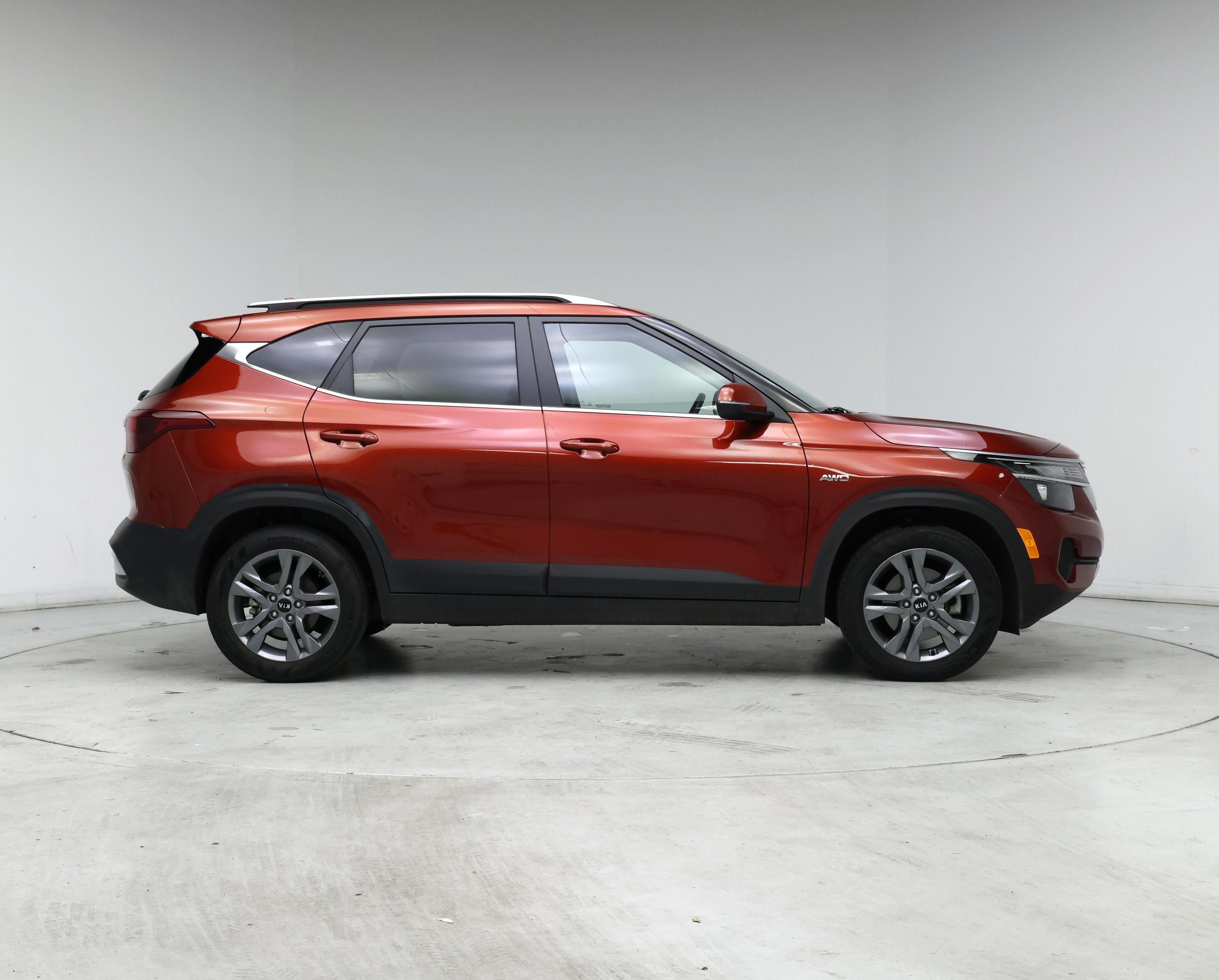 Thumbnail: 2021 Kia Seltos - 7