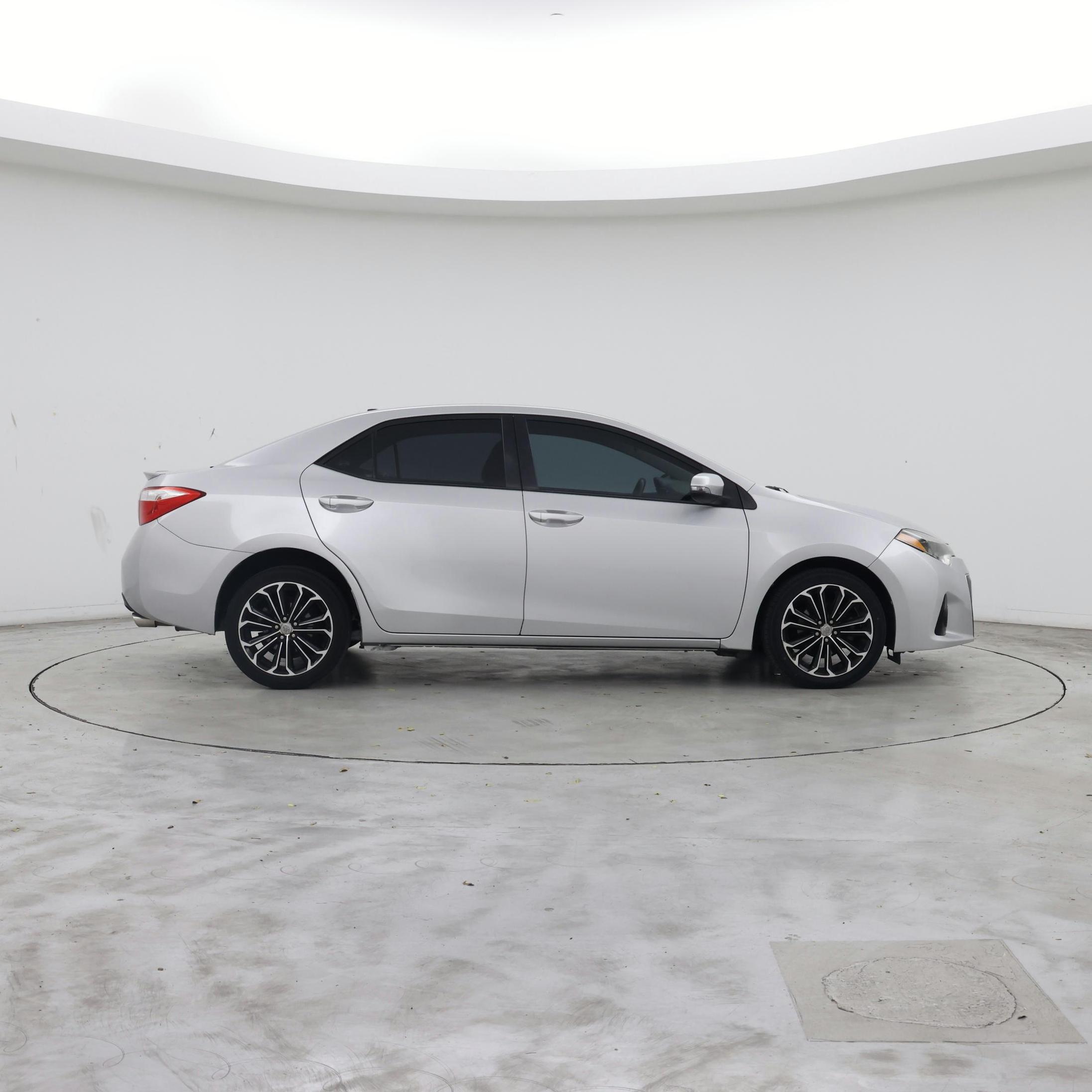 Thumbnail: 2015 Toyota Corolla - 7