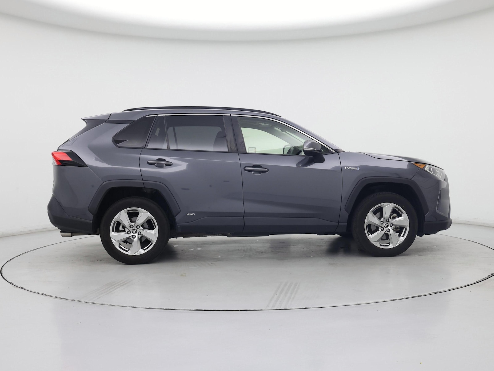 2021 Toyota RAV4 XLE Premium - Photo 8