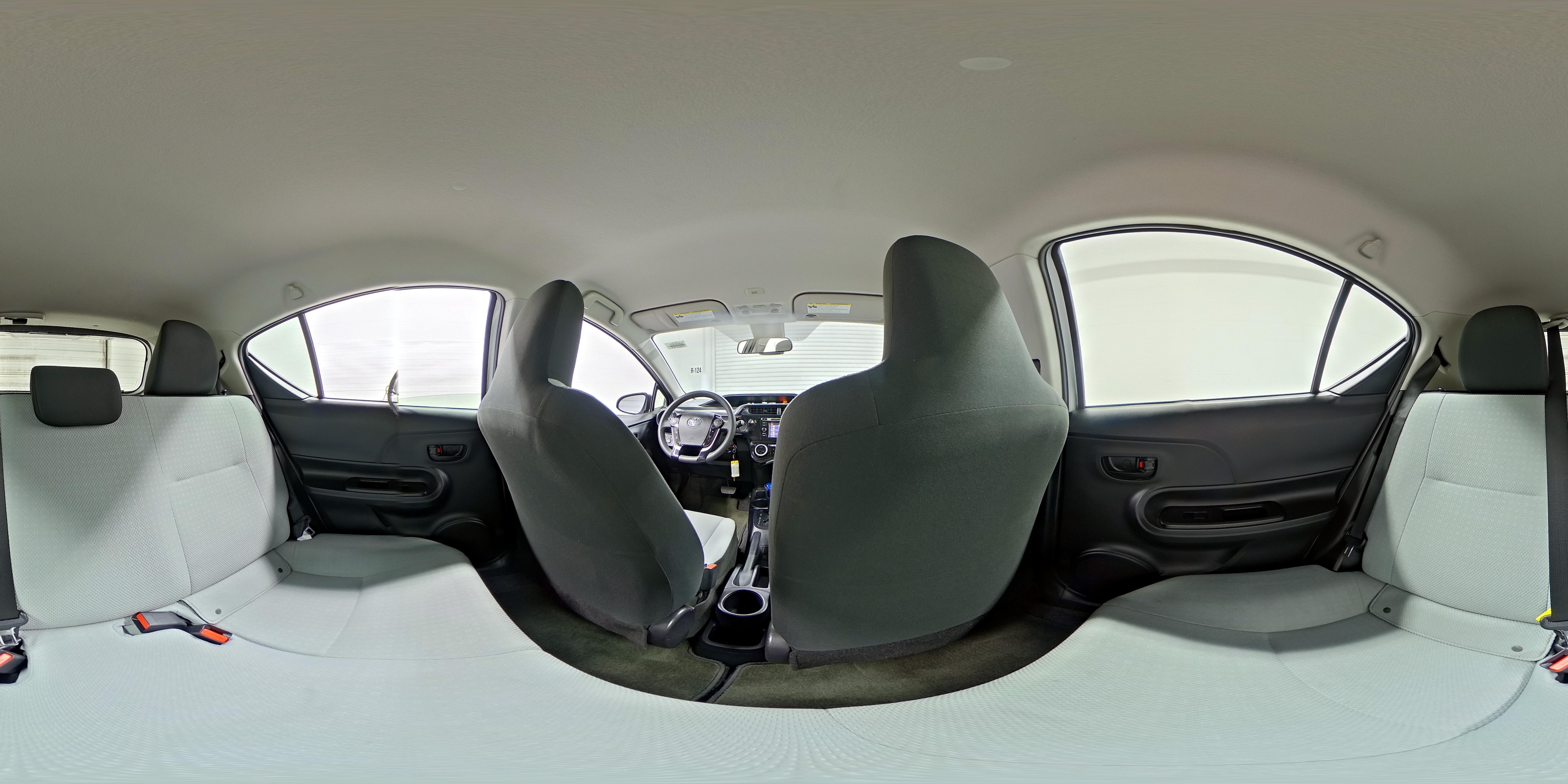 2018 Toyota Prius c One - Photo 25