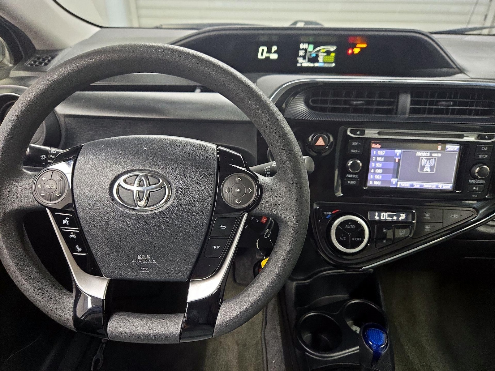 2018 Toyota Prius c One - Photo 11