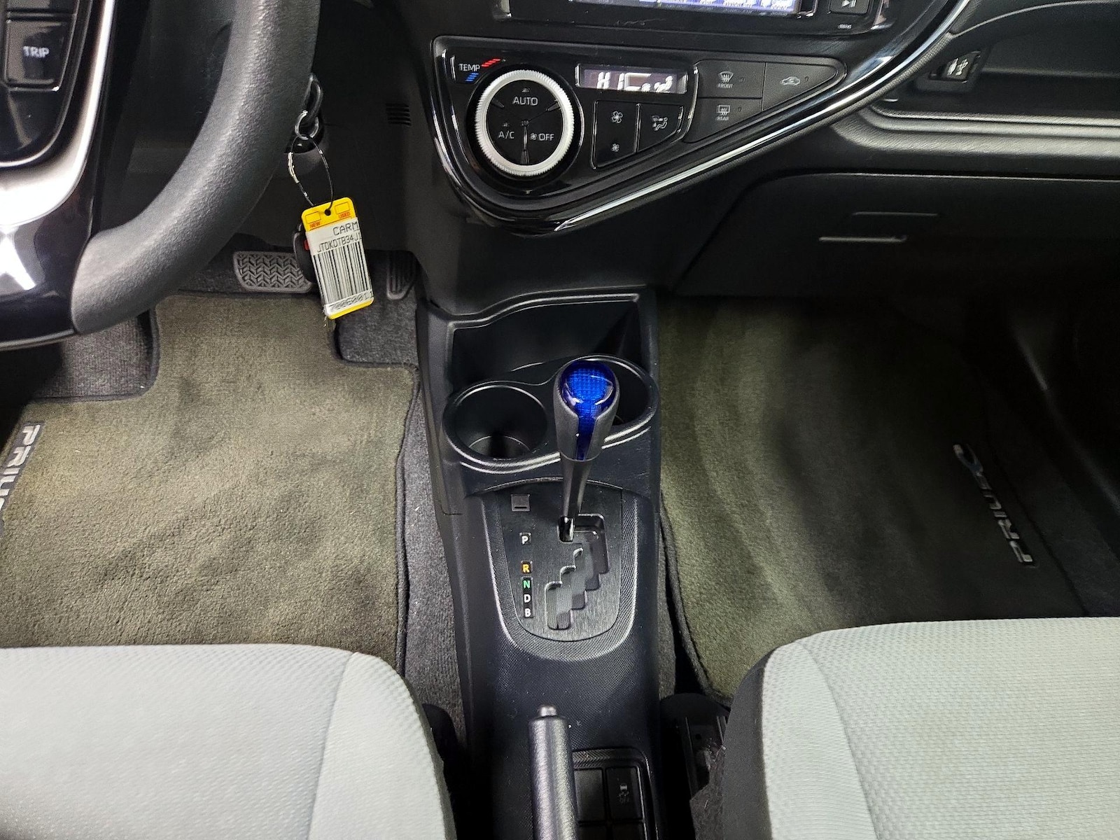 2018 Toyota Prius c One - Photo 18