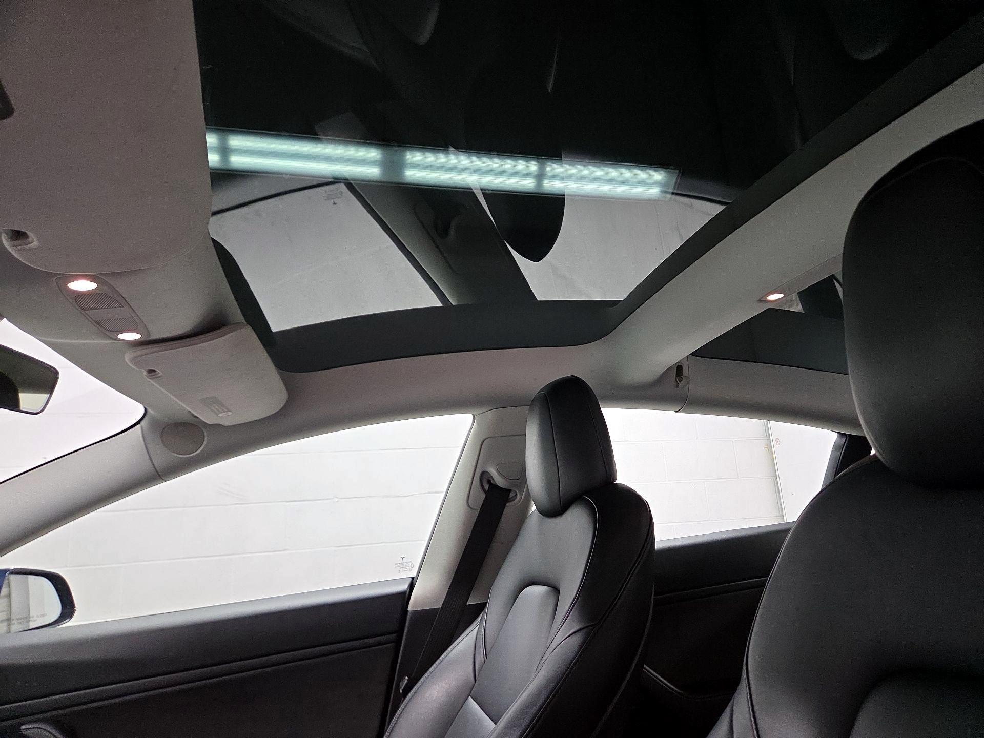 Thumbnail: 2021 Tesla Model 3 - 18