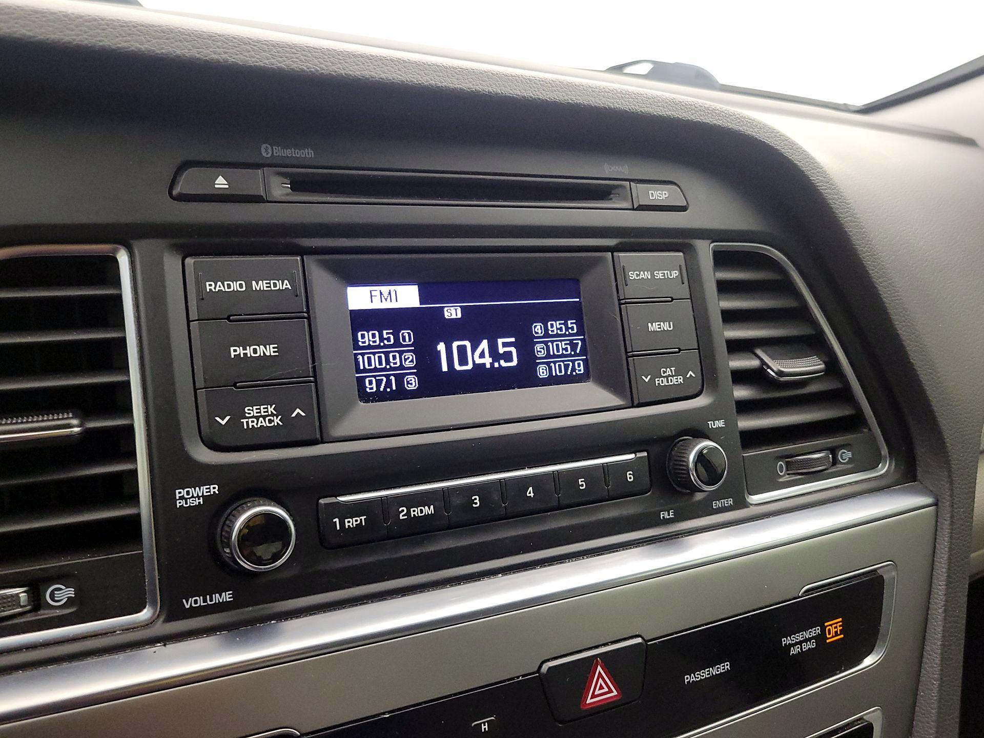 Thumbnail: 2016 Hyundai Sonata - 14