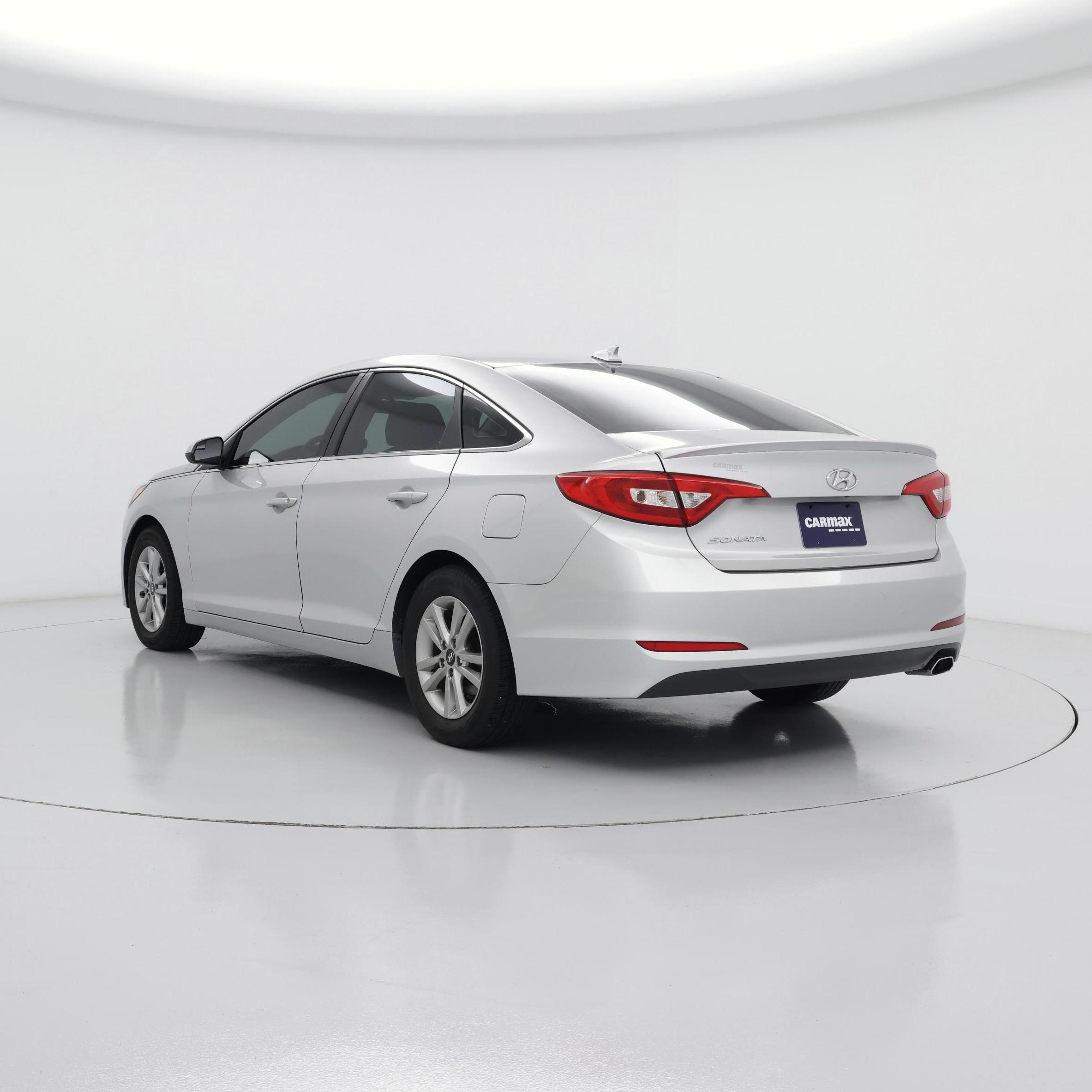 Thumbnail: 2016 Hyundai Sonata - 2