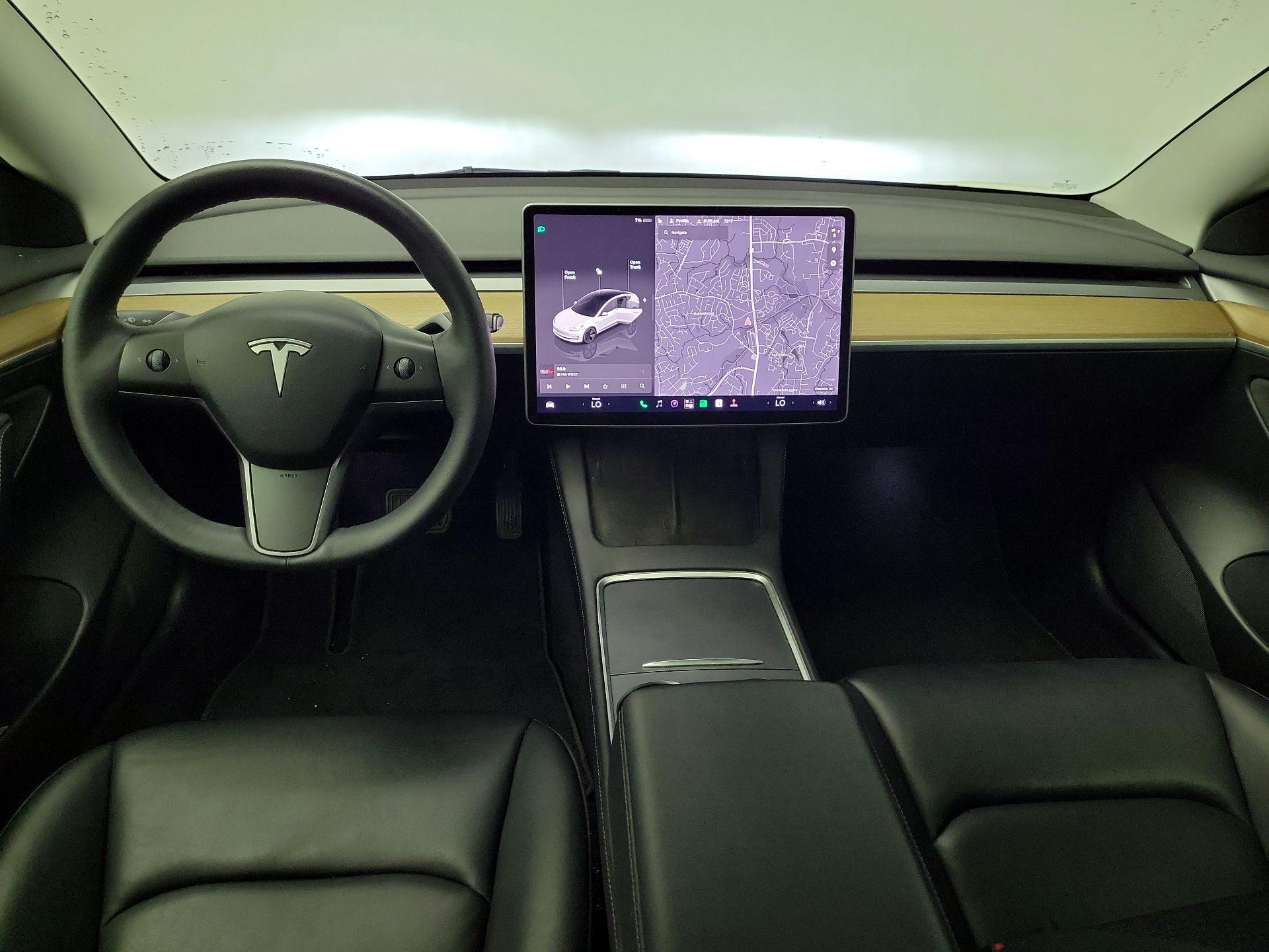 Thumbnail: 2022 Tesla Model 3 - 9