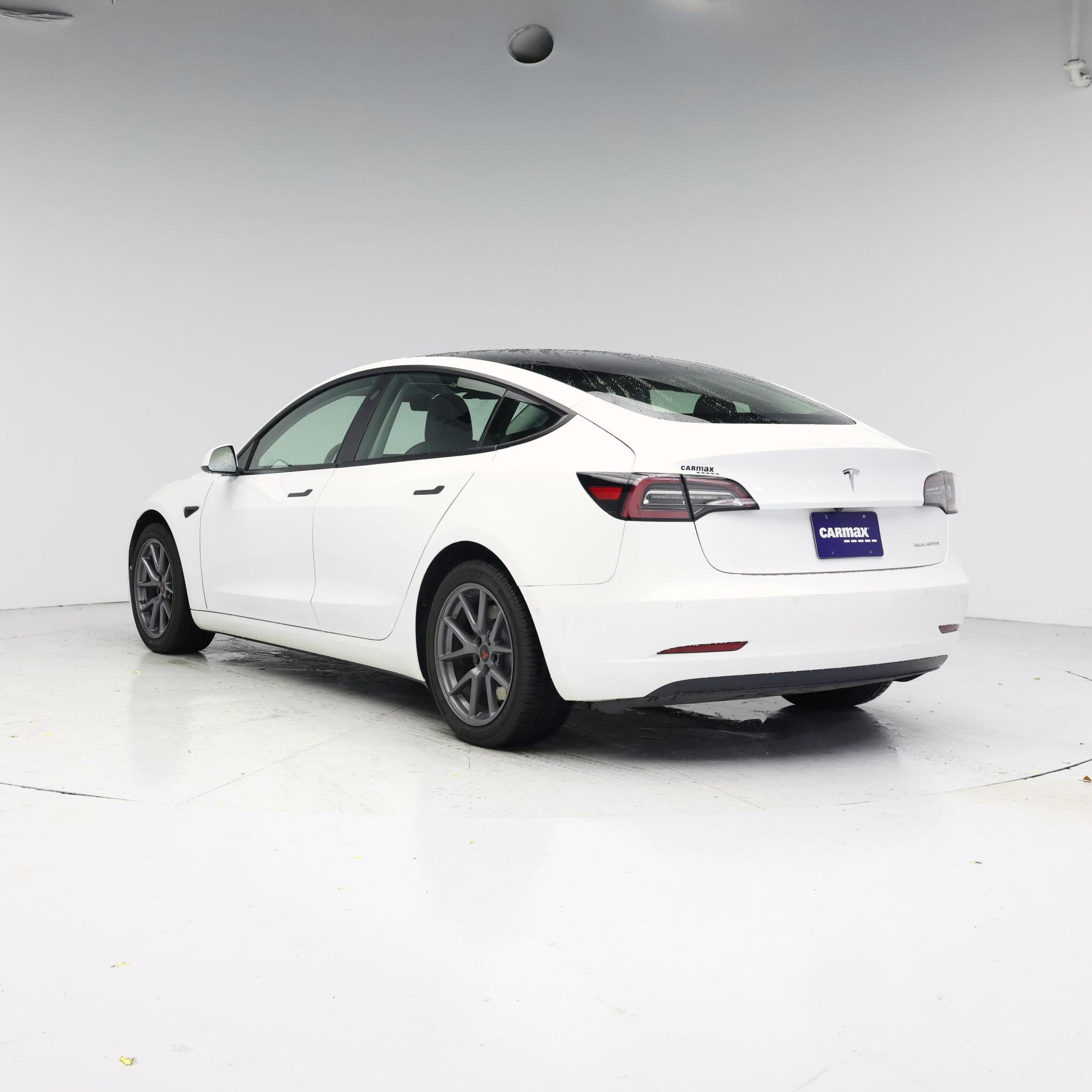 Thumbnail: 2022 Tesla Model 3 - 2