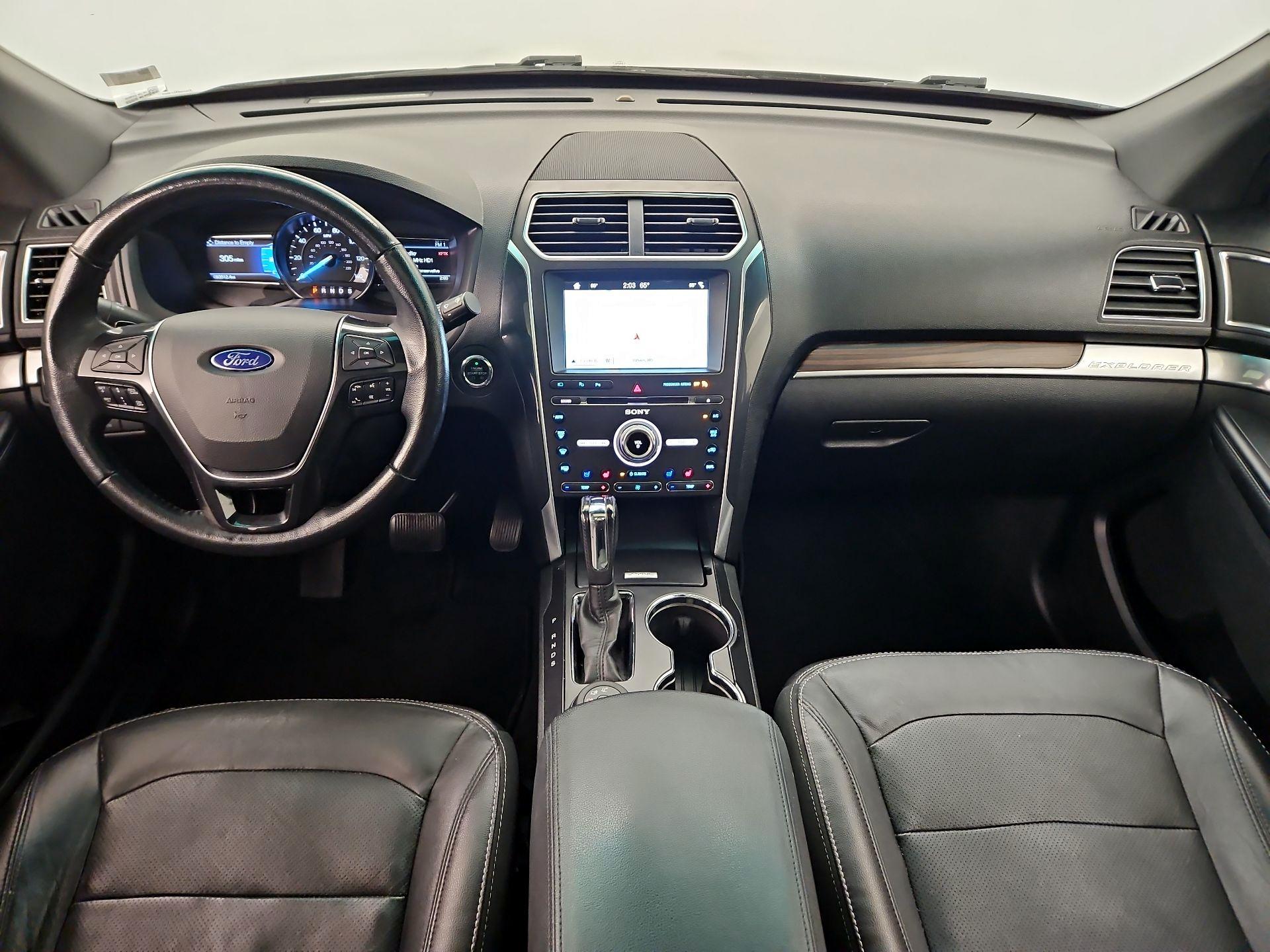 Thumbnail: 2017 Ford Explorer - 9