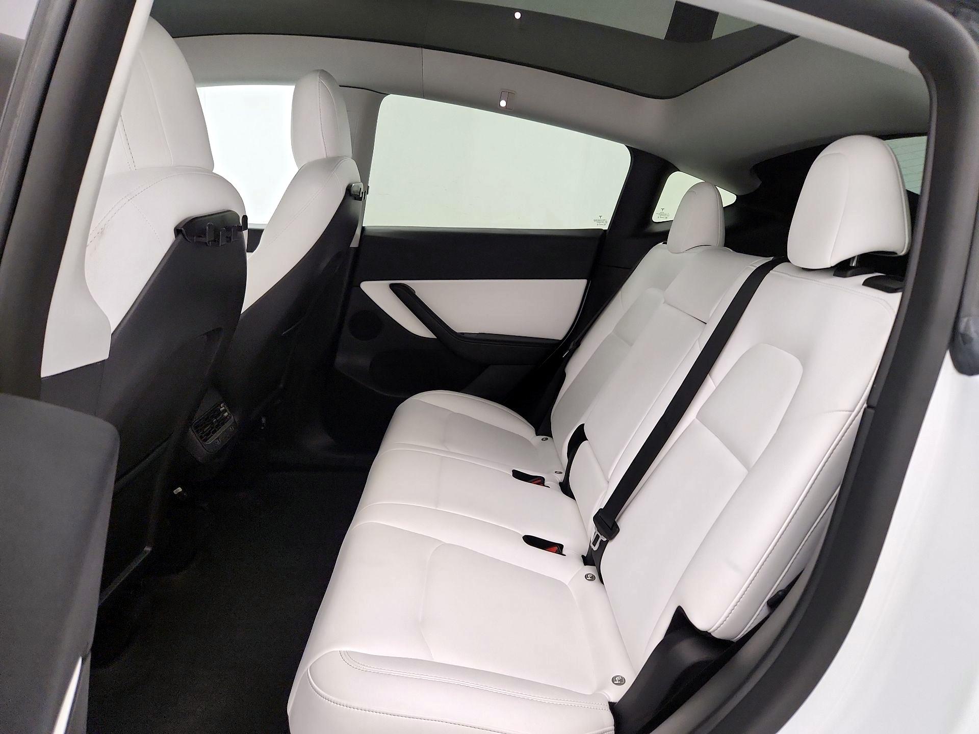 Thumbnail: 2022 Tesla Model Y - 18