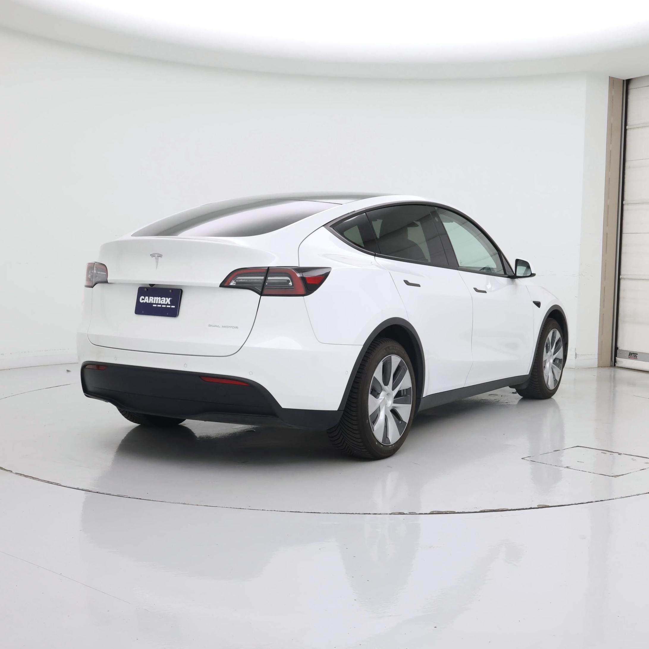 Thumbnail: 2022 Tesla Model Y - 8