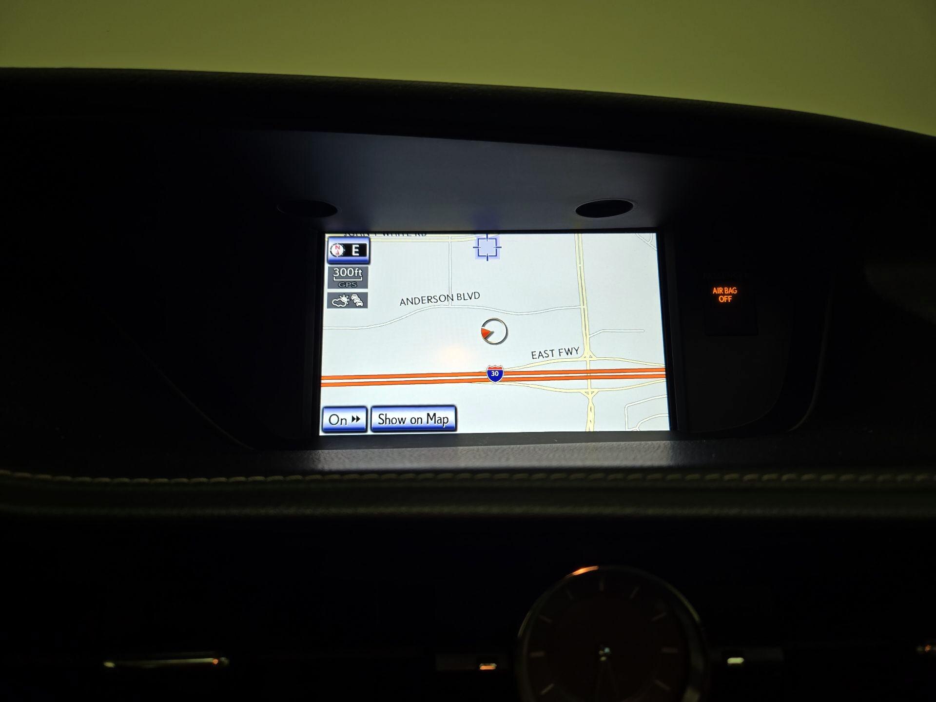 Thumbnail: 2014 Lexus ES - 14