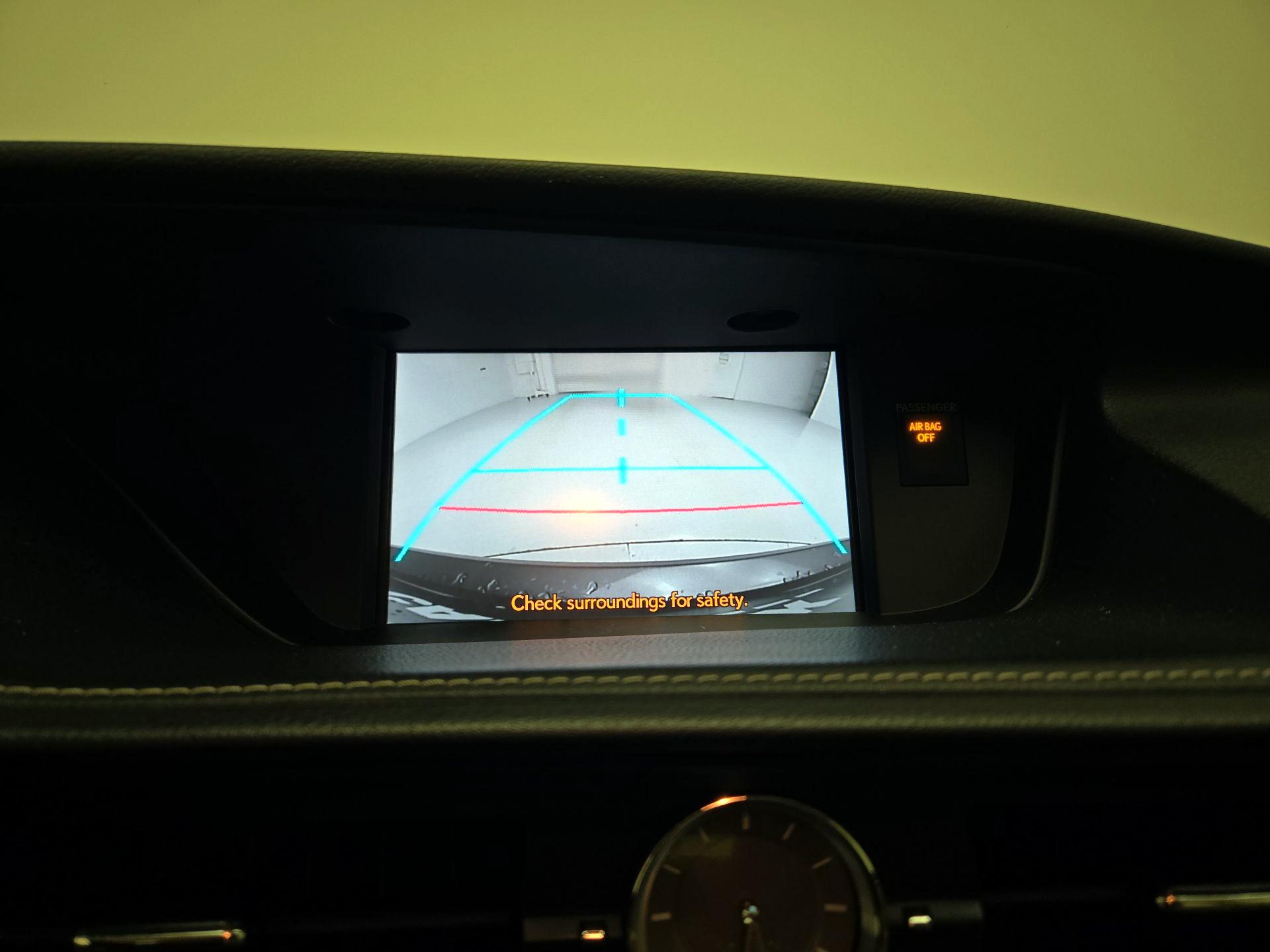 Thumbnail: 2014 Lexus ES - 15
