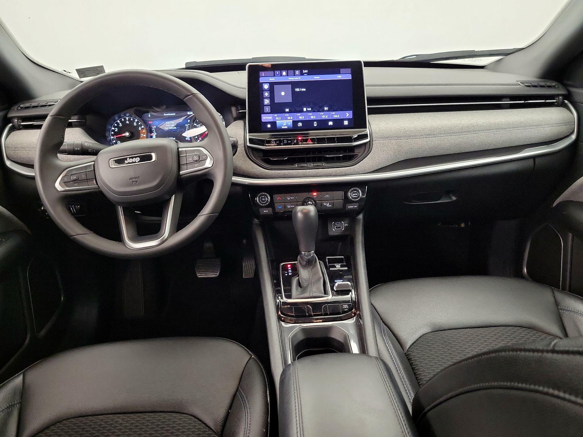 Thumbnail: 2024 Jeep Compass - 9
