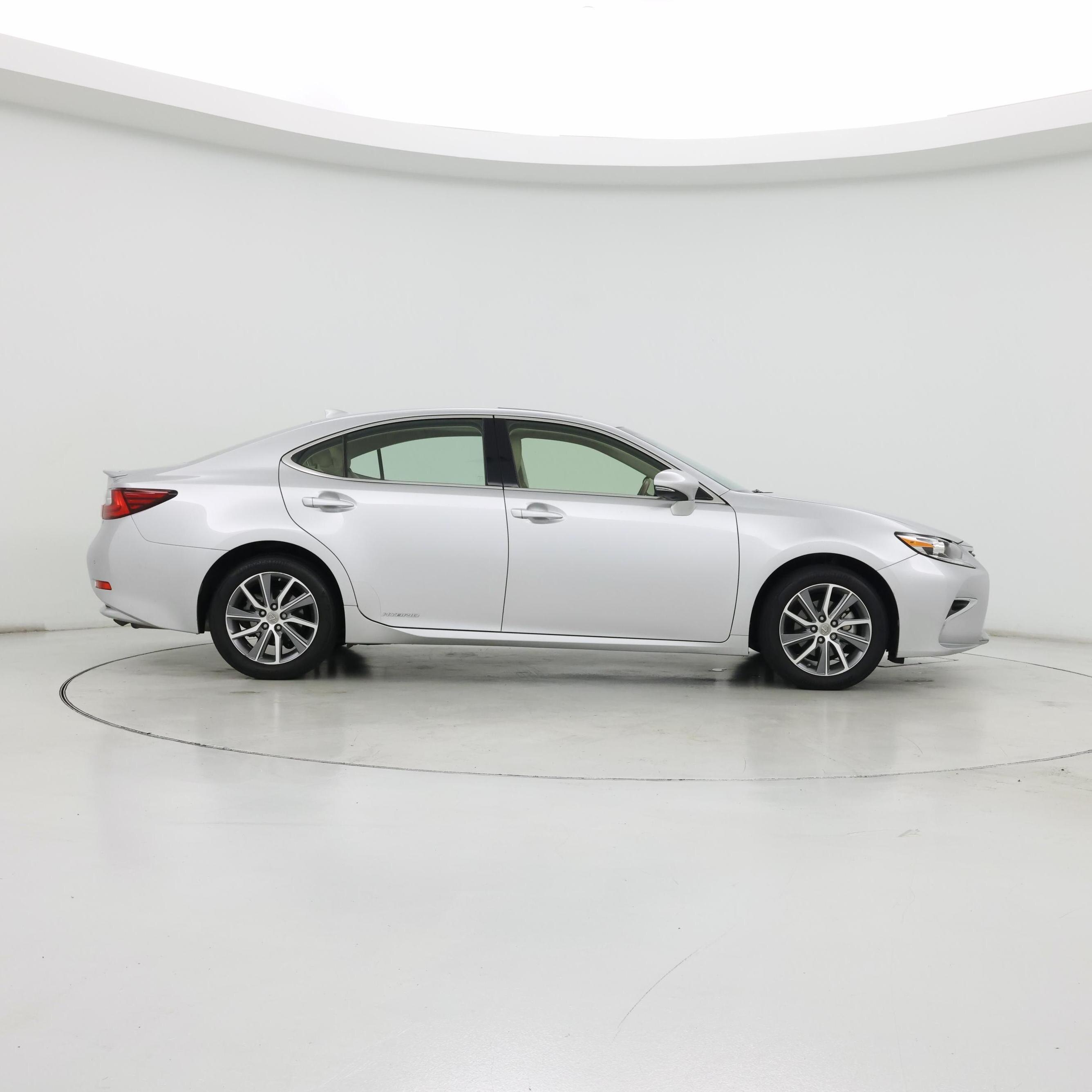 Thumbnail: 2016 Lexus ES - 7