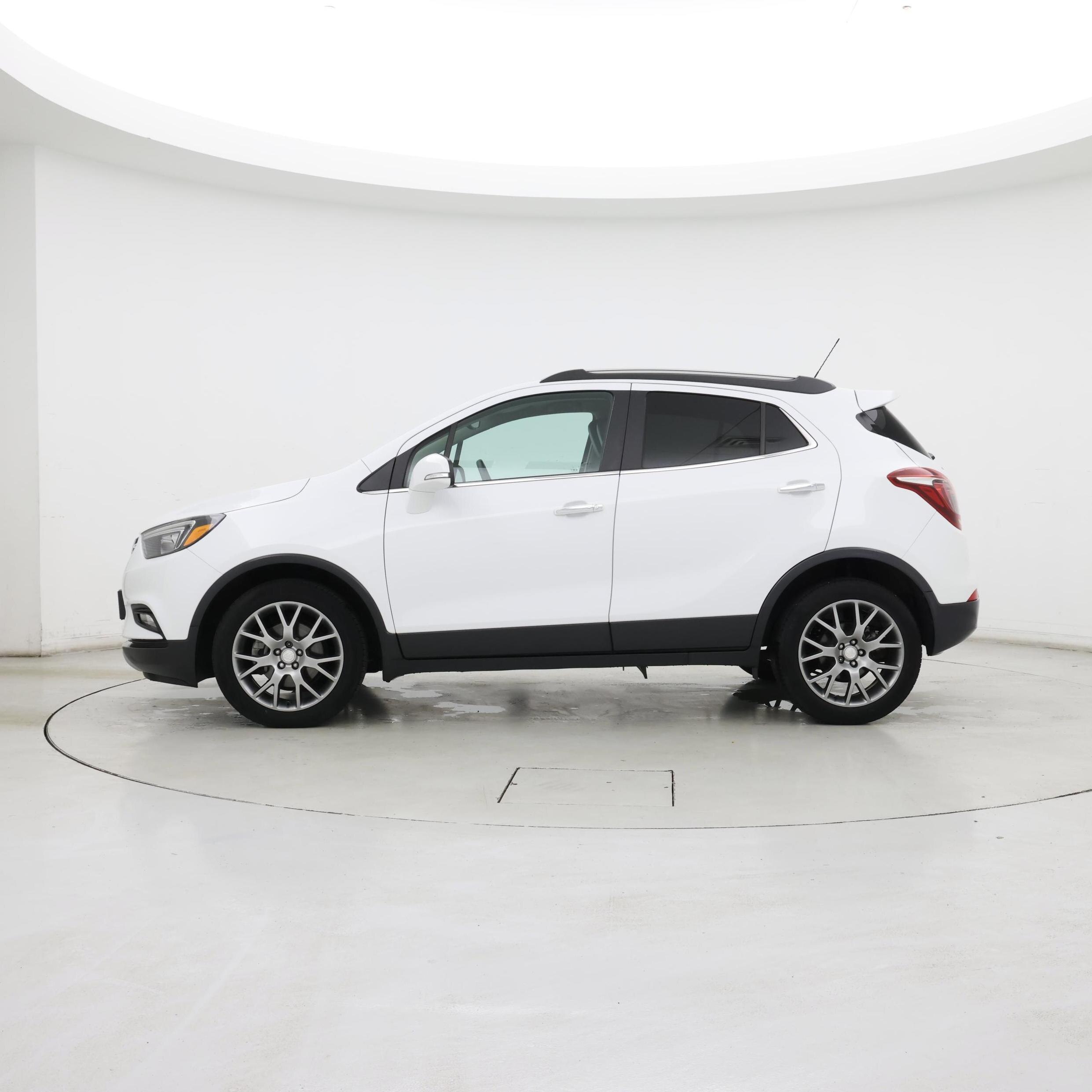 Thumbnail: 2017 Buick Encore - 3