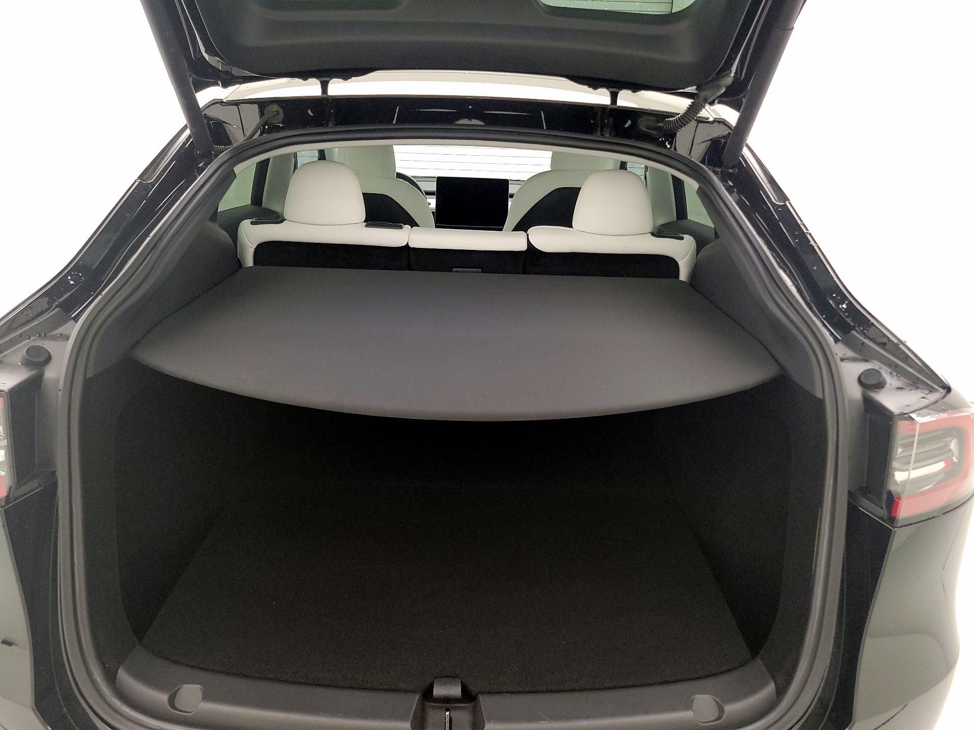 Thumbnail: 2023 Tesla Model Y - 20