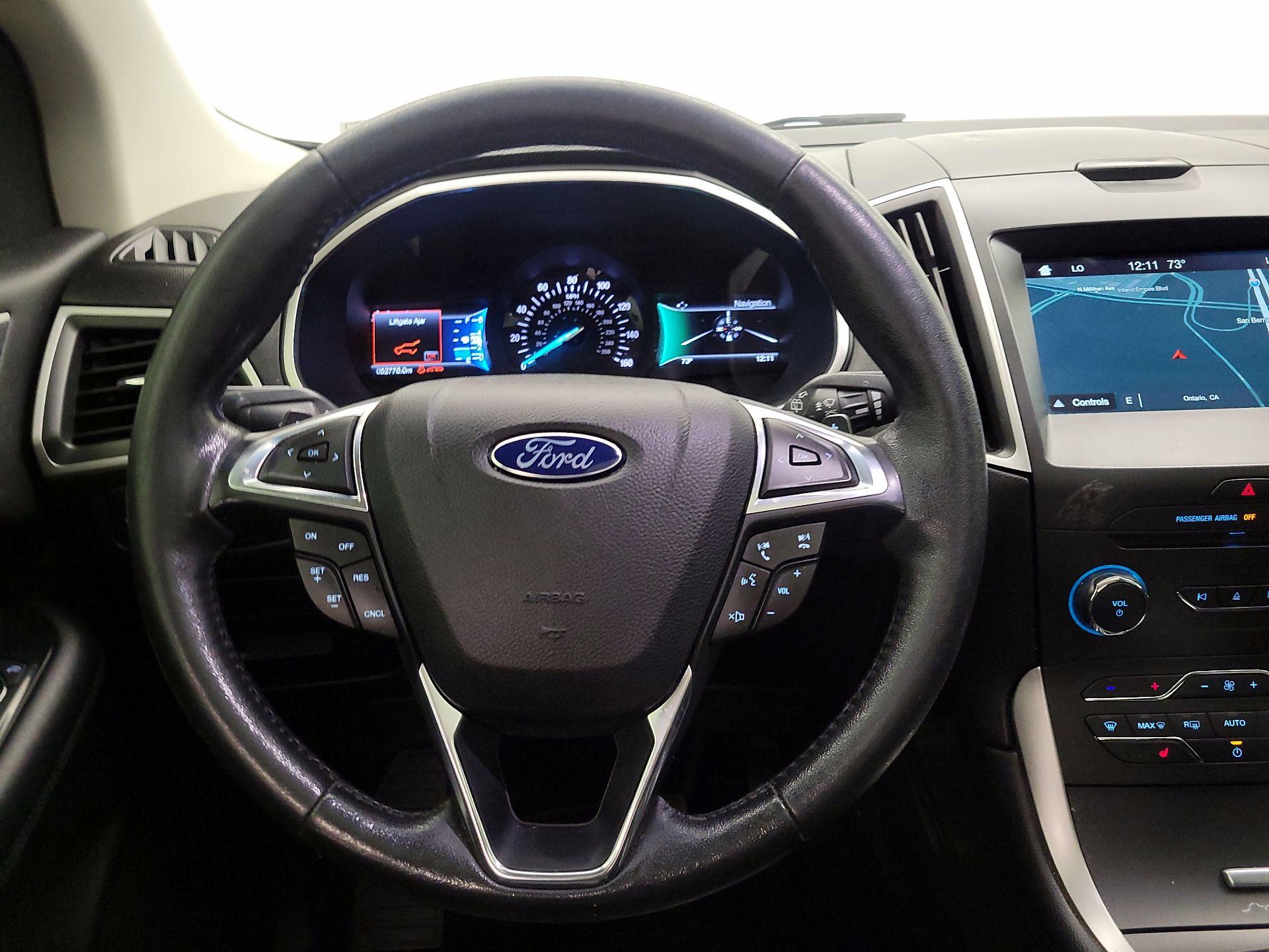Thumbnail: 2017 Ford Edge - 10
