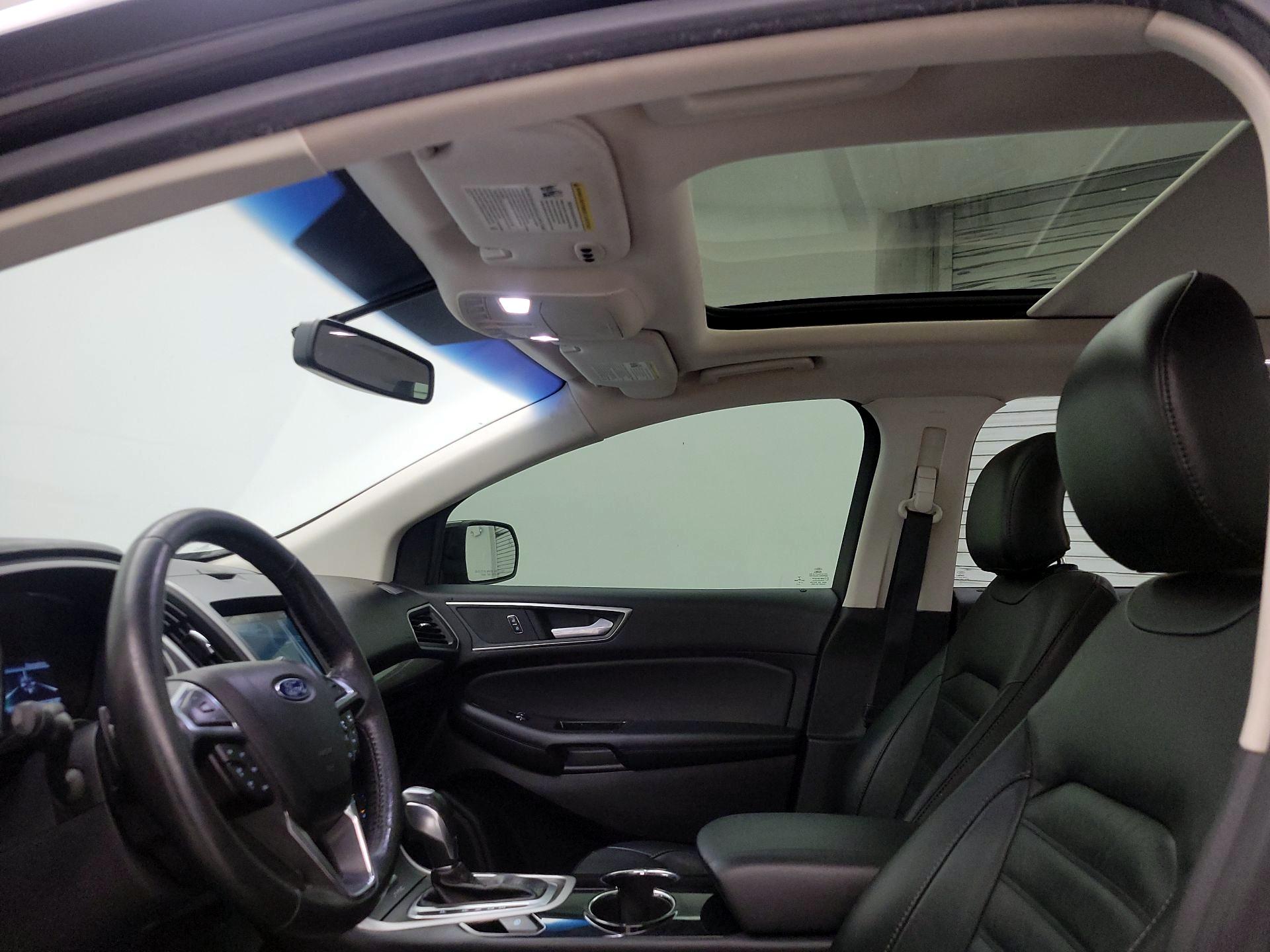 Thumbnail: 2017 Ford Edge - 20