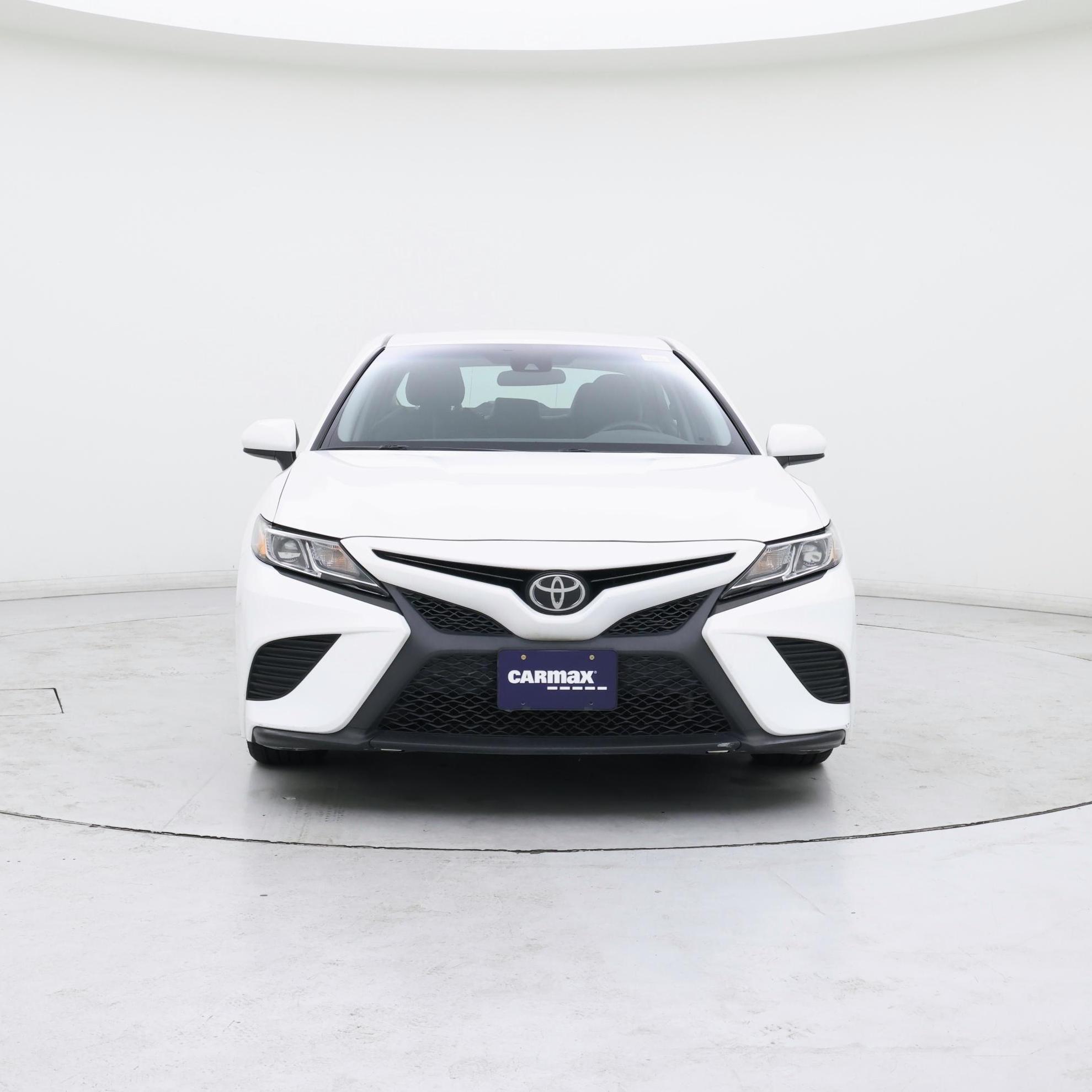 Thumbnail: 2018 Toyota Camry - 5