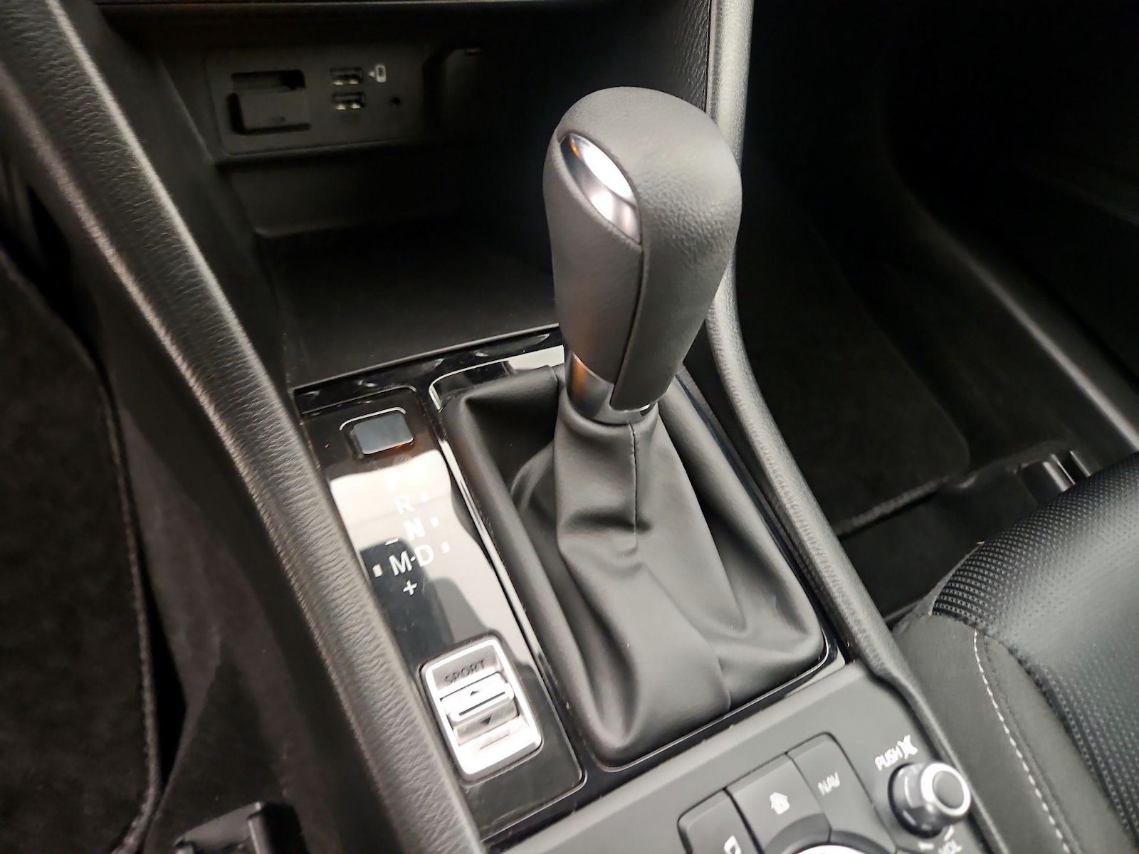 2021 Mazda CX-3 Sport - Photo 16
