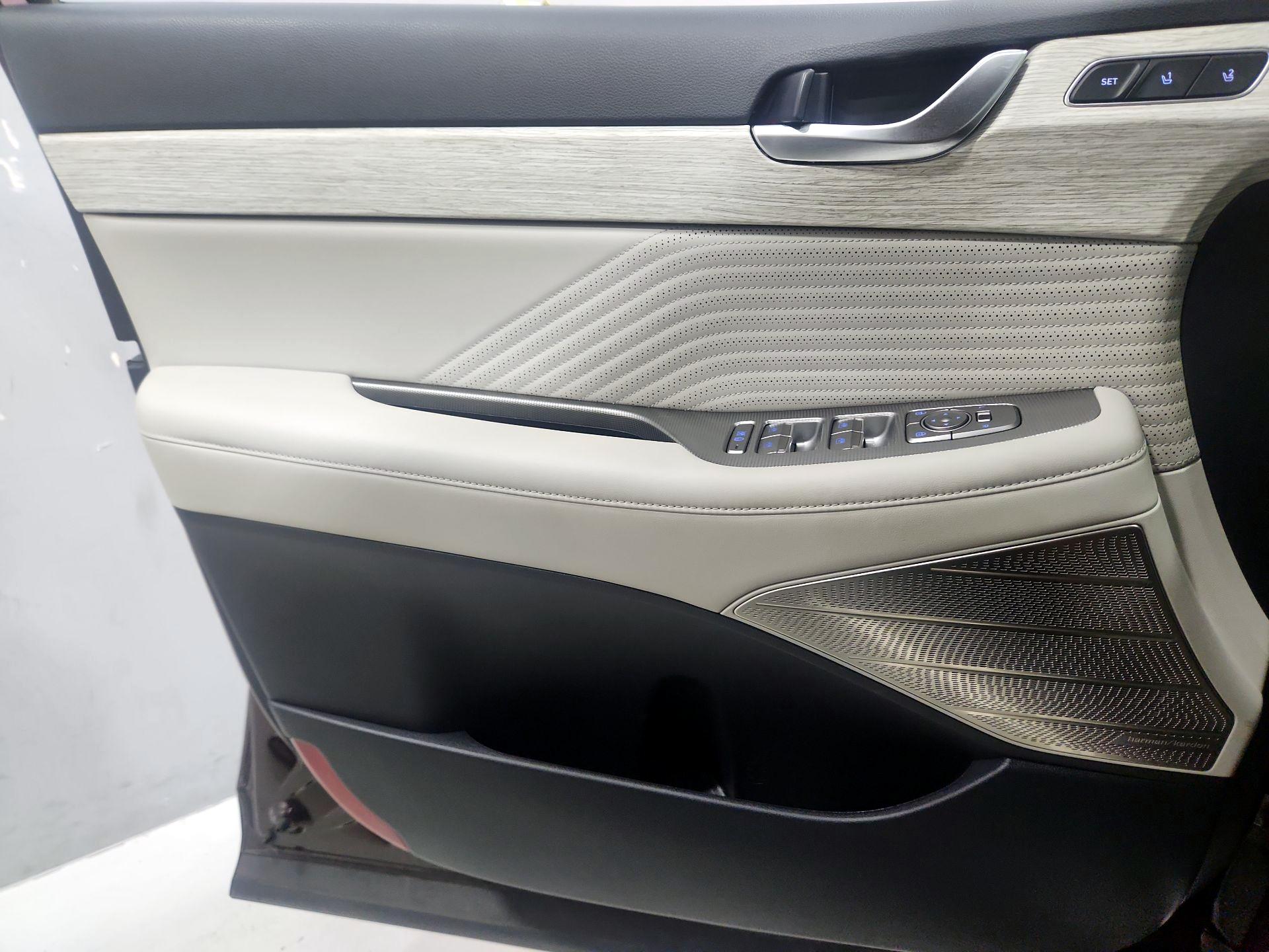 Thumbnail: 2023 Hyundai Palisade - 12