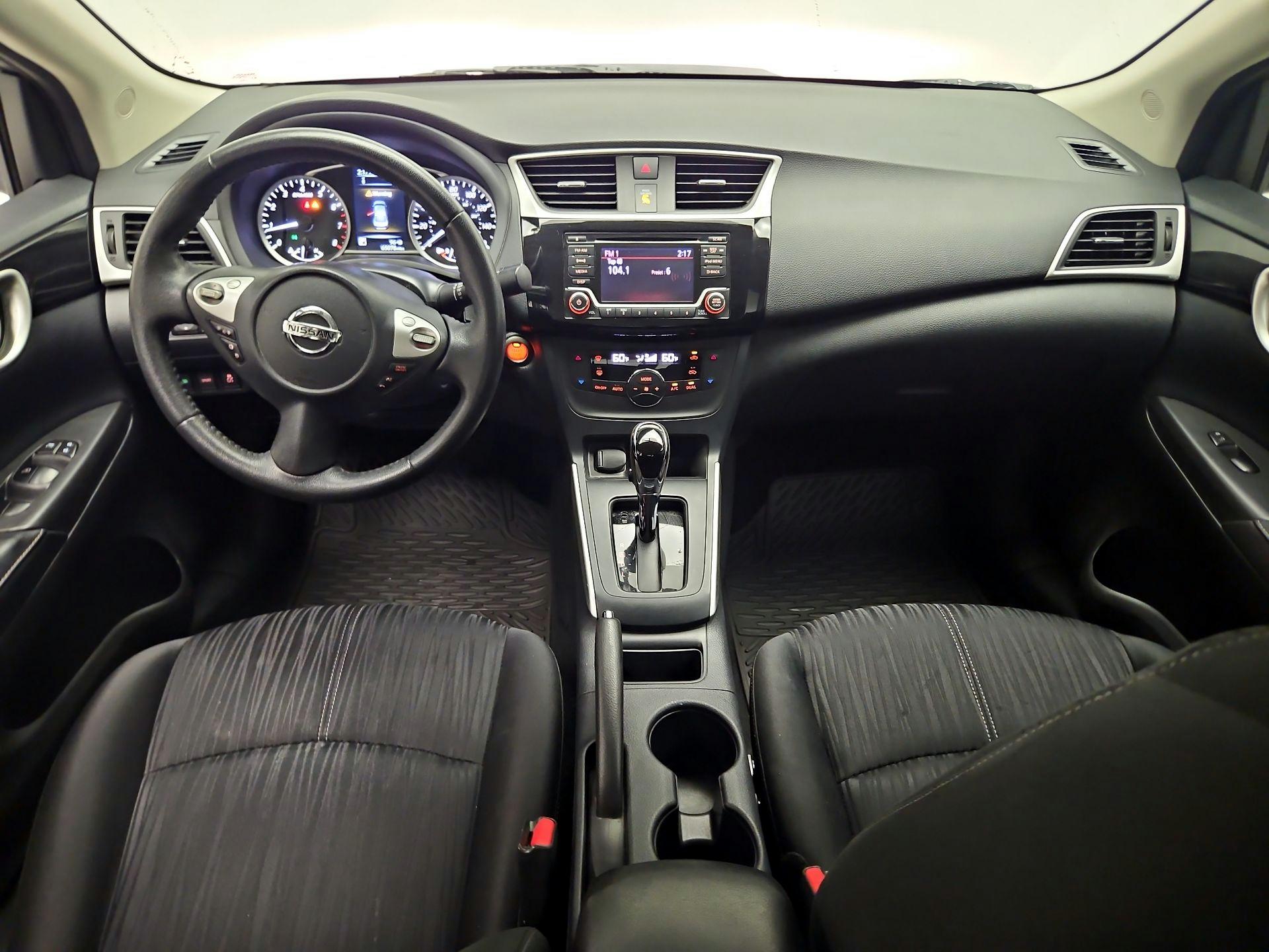 Thumbnail: 2018 Nissan Sentra - 9