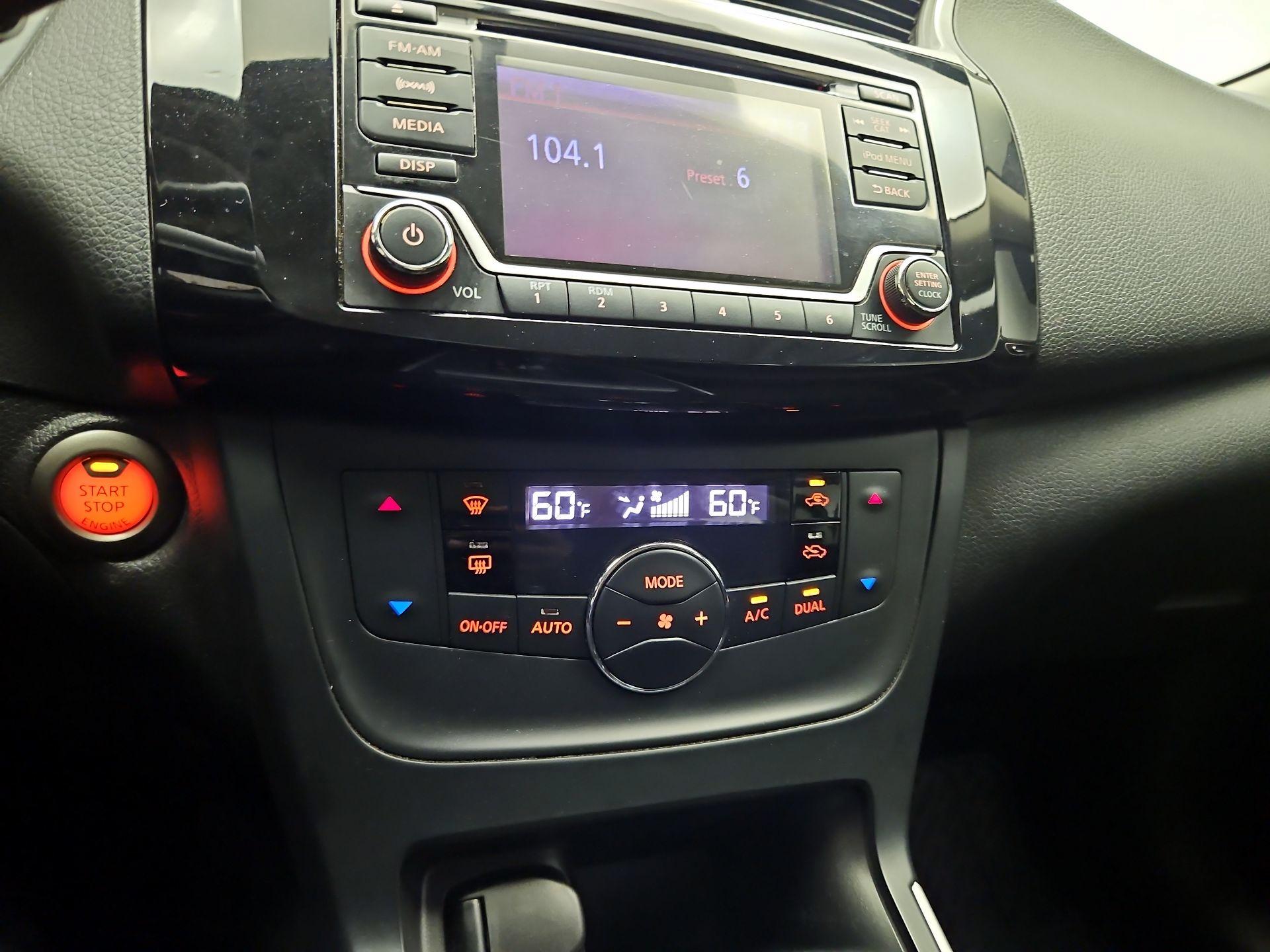 Thumbnail: 2018 Nissan Sentra - 15