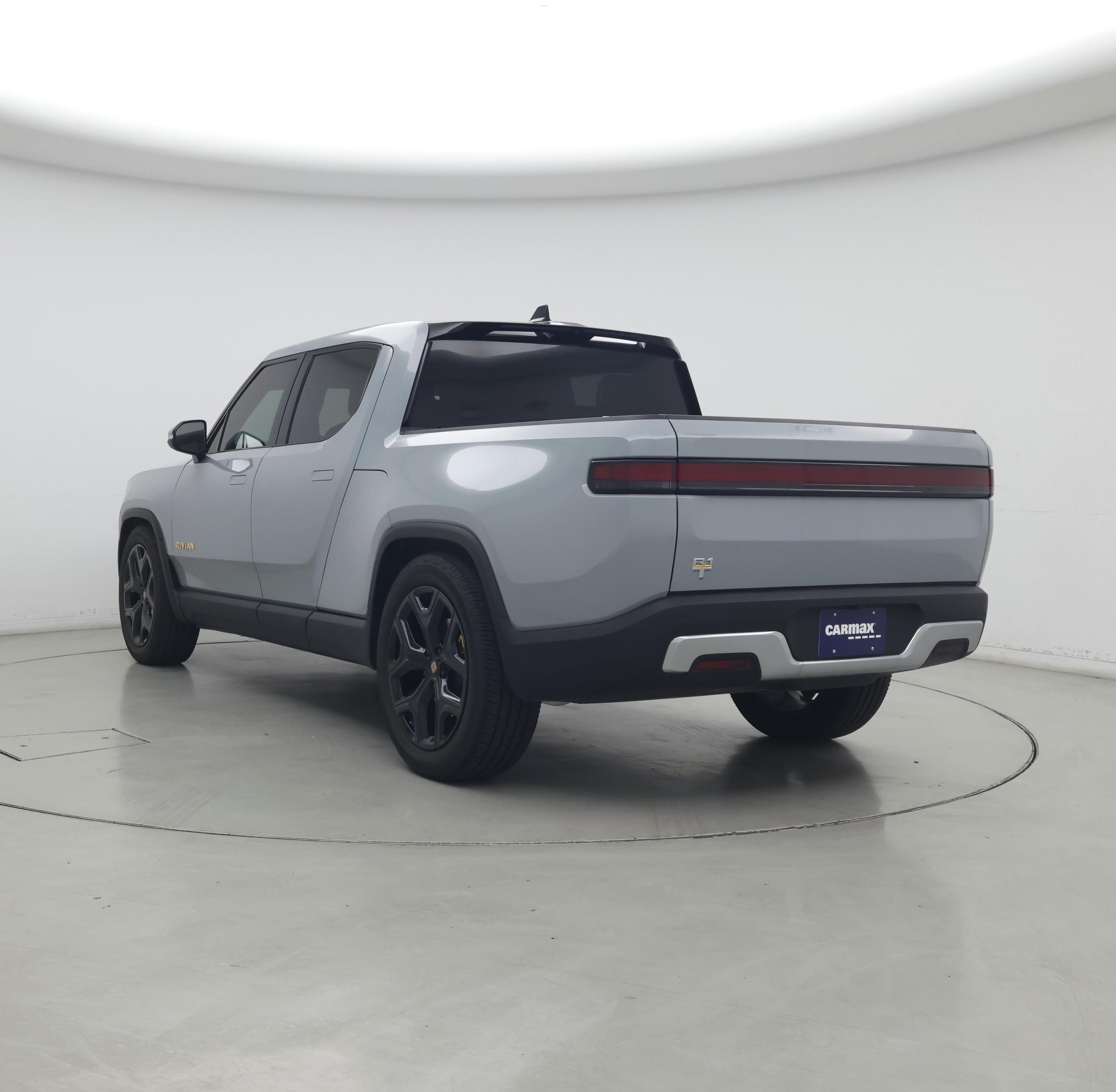Thumbnail: 2023 Rivian R1T - 2