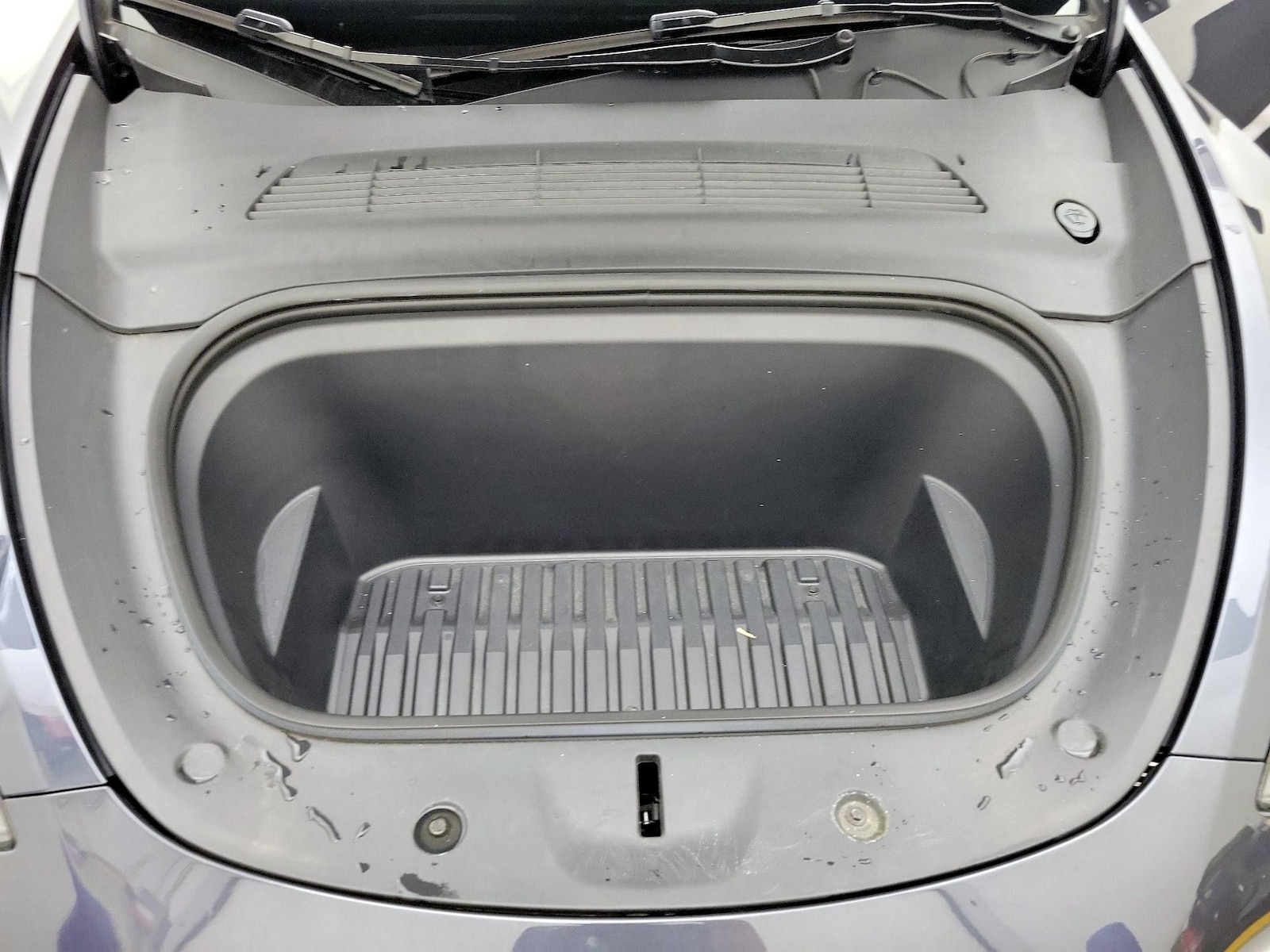 2024 Tesla Model Y Performance - Photo 23