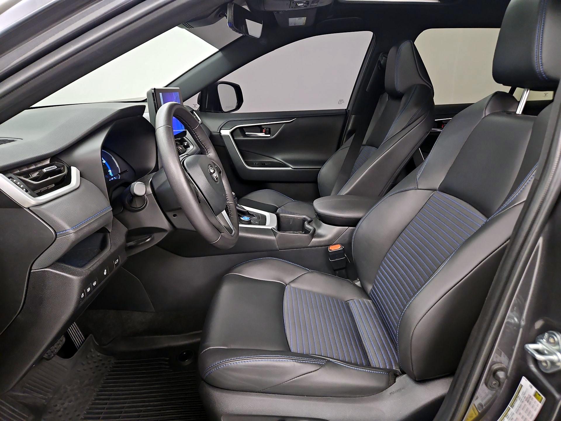 Thumbnail: 2024 Toyota RAV4 - 11
