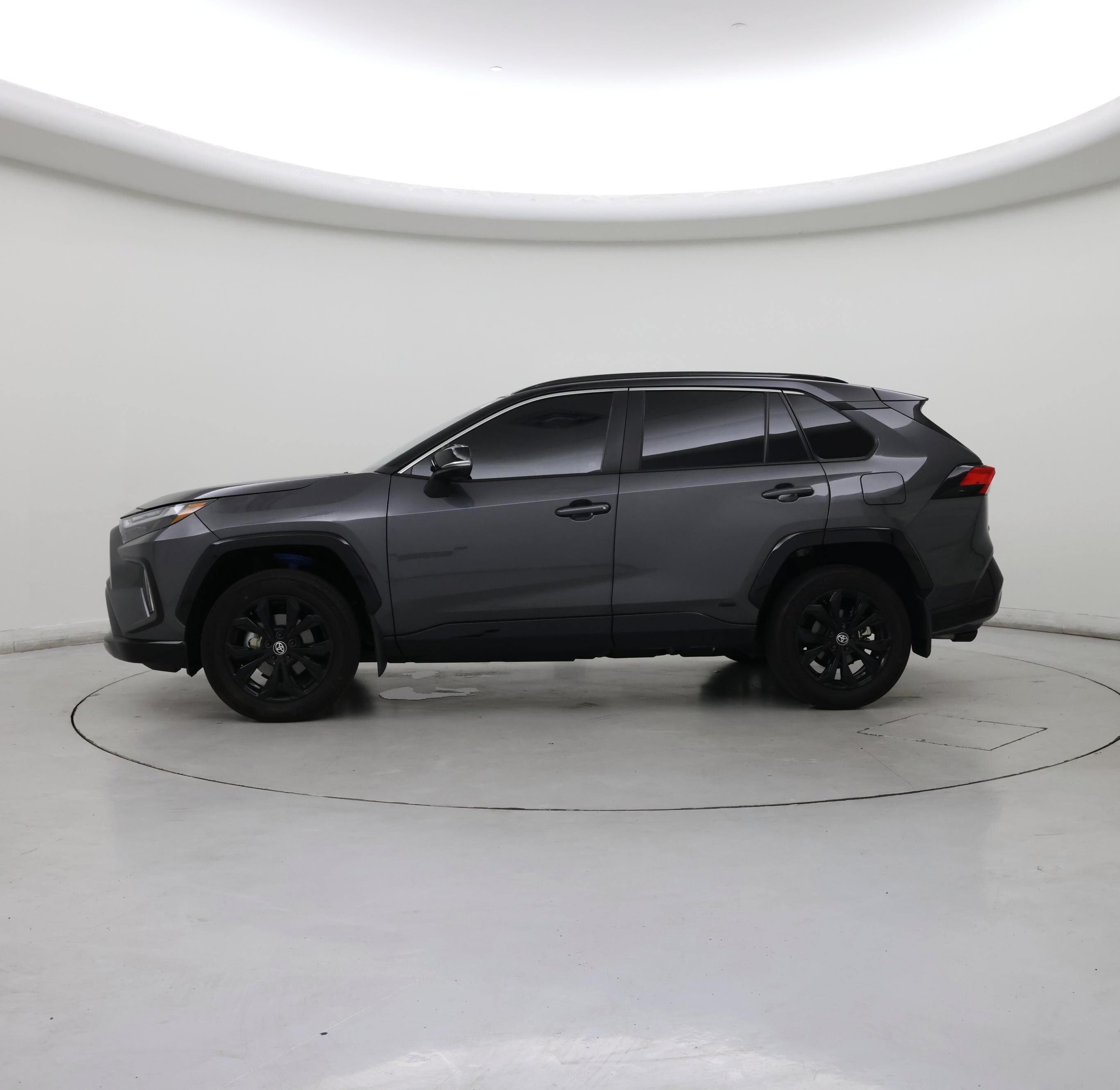 Thumbnail: 2024 Toyota RAV4 - 3