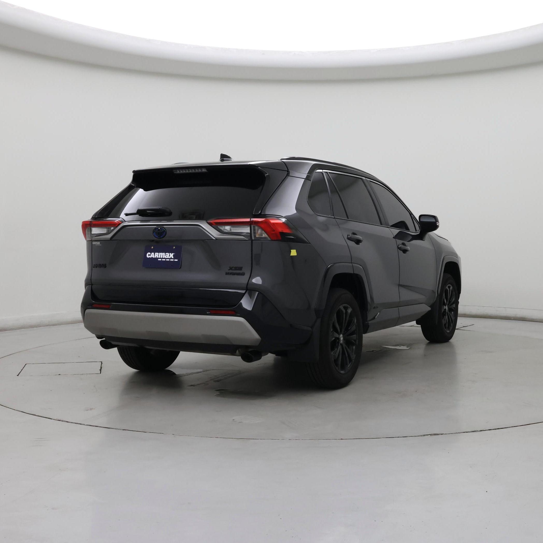 Thumbnail: 2024 Toyota RAV4 - 8