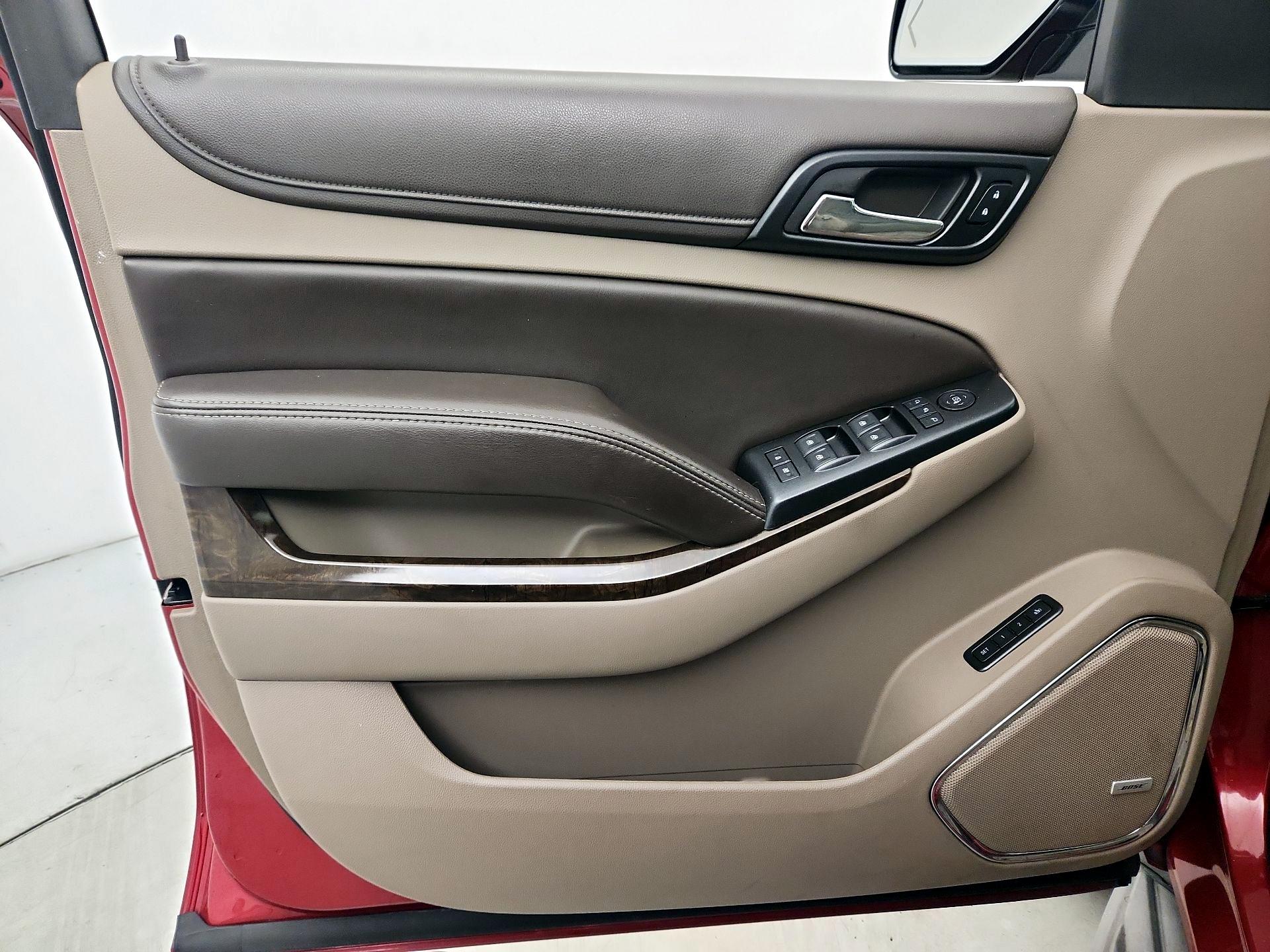 Thumbnail: 2015 Chevrolet Tahoe - 12
