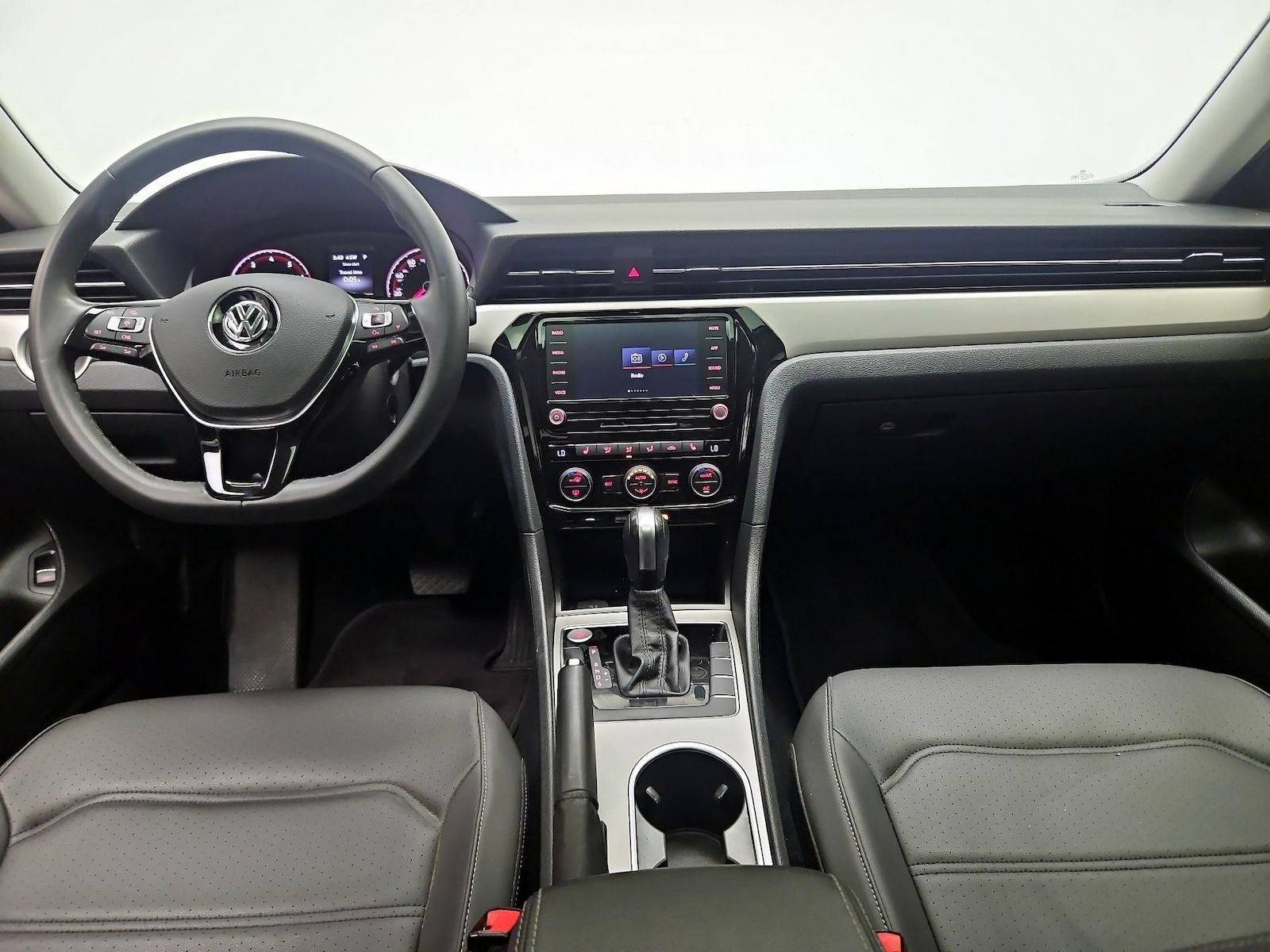 2022 Volkswagen Passat SE - Photo 10