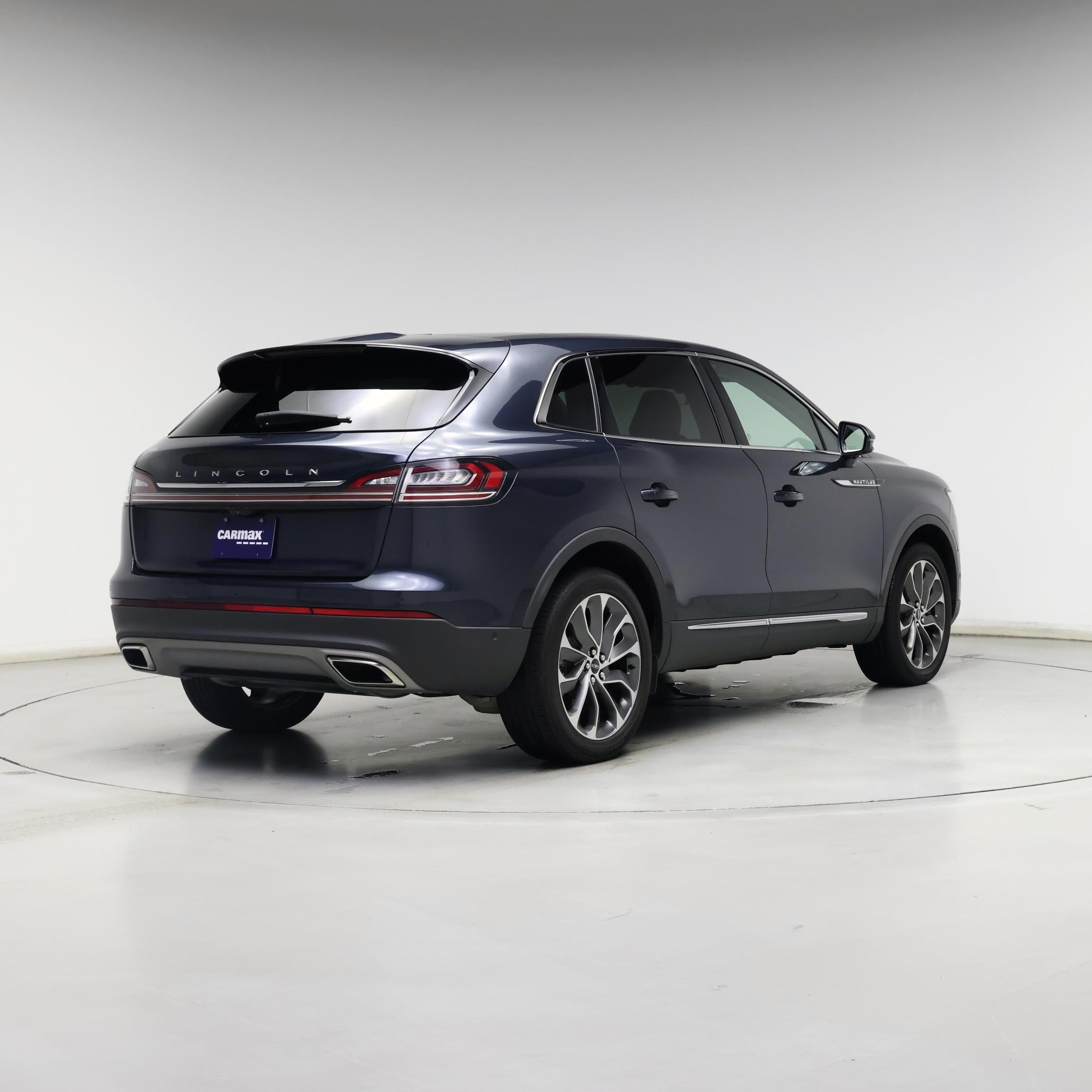 Thumbnail: 2022 Lincoln Nautilus - 8