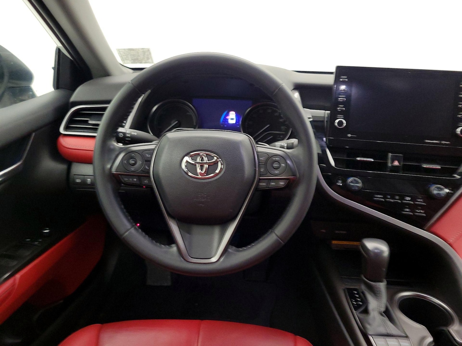 2021 Toyota Camry XSE - Photo 11
