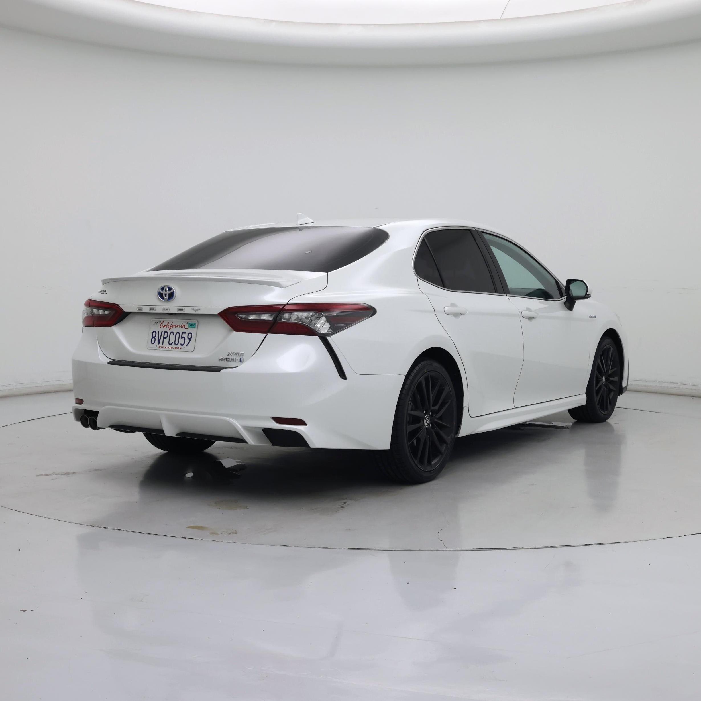 Thumbnail: 2021 Toyota Camry - 8