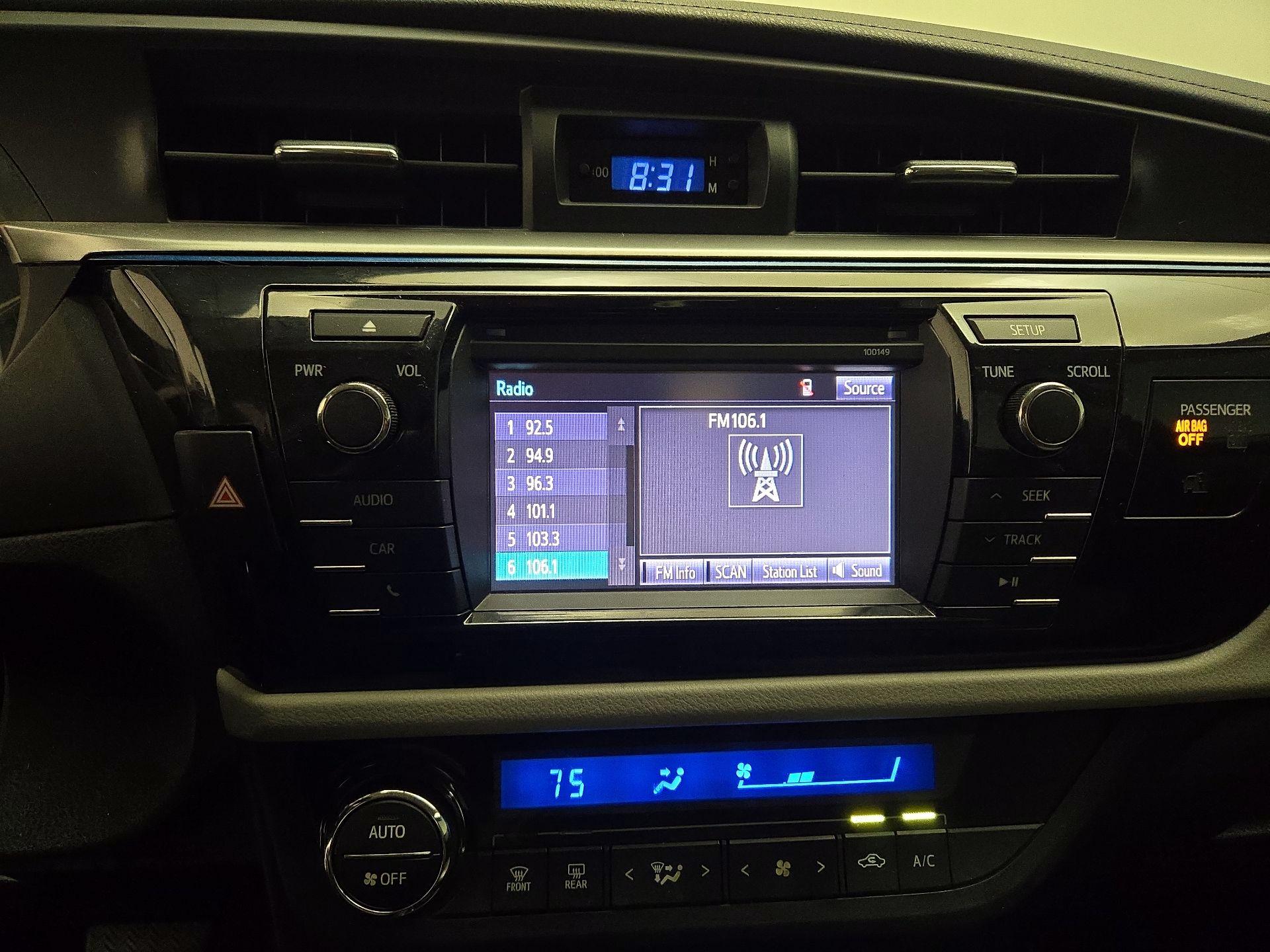 Thumbnail: 2014 Toyota Corolla - 15