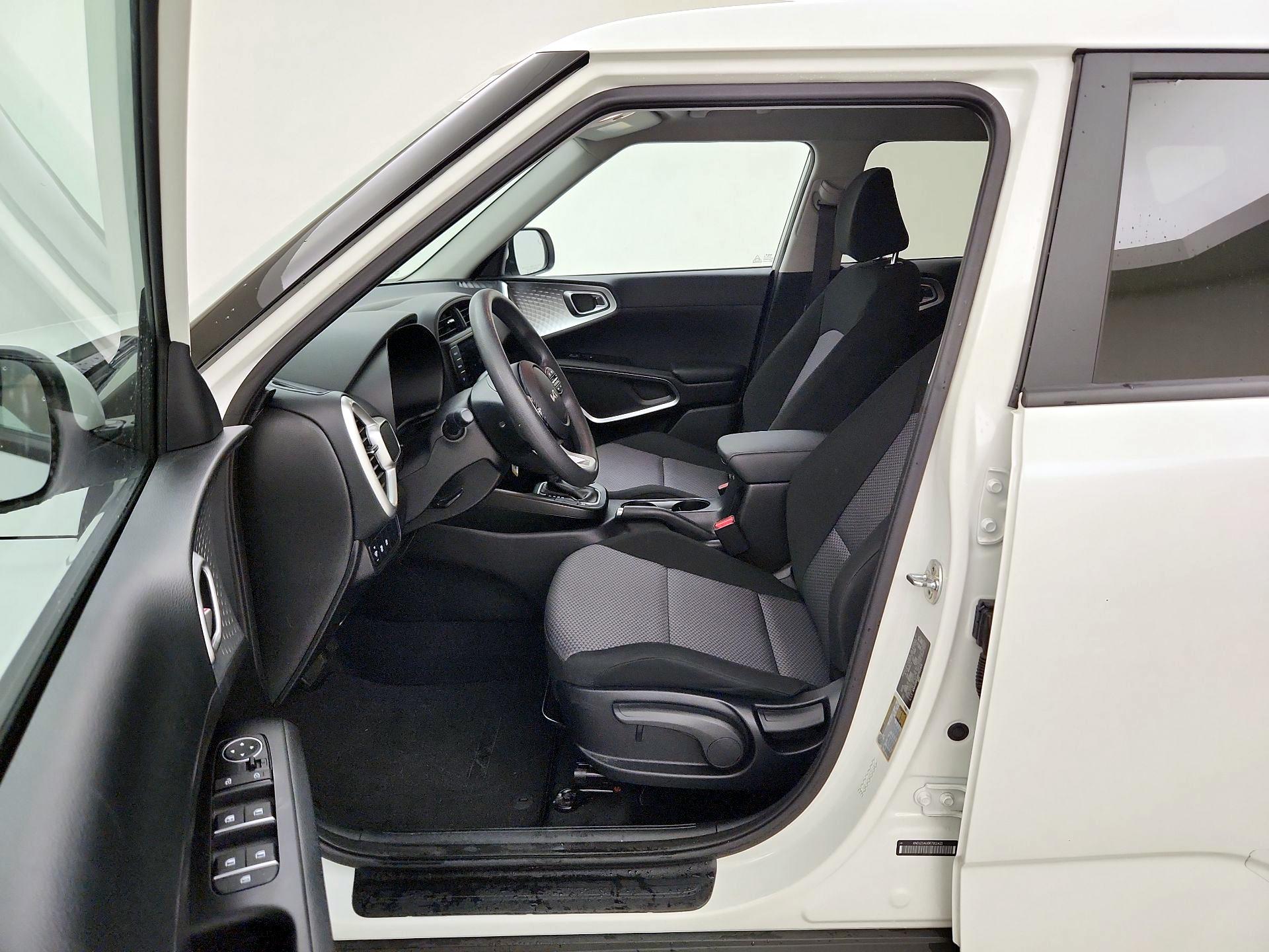 Thumbnail: 2024 Kia Soul - 11