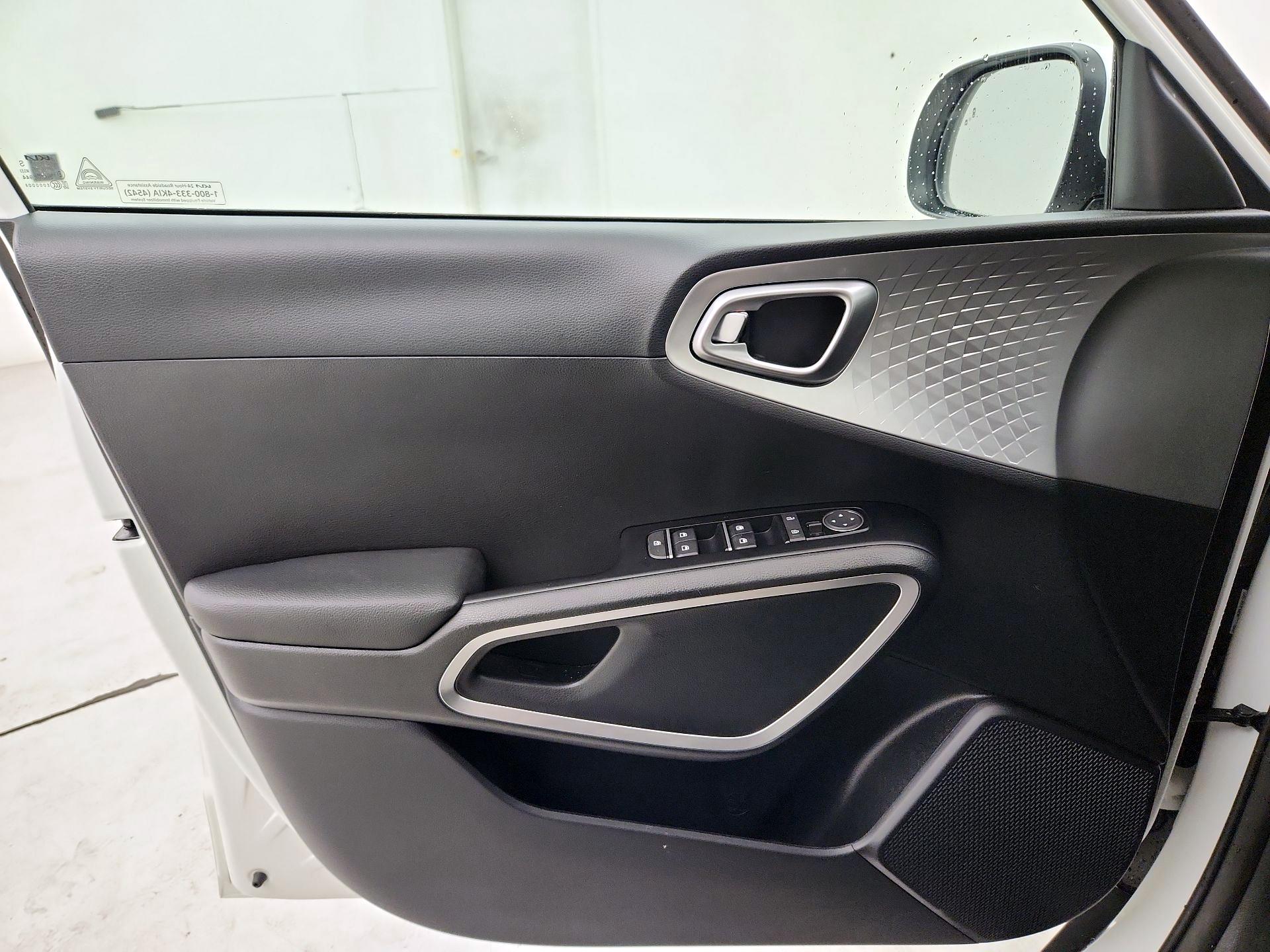 Thumbnail: 2024 Kia Soul - 12