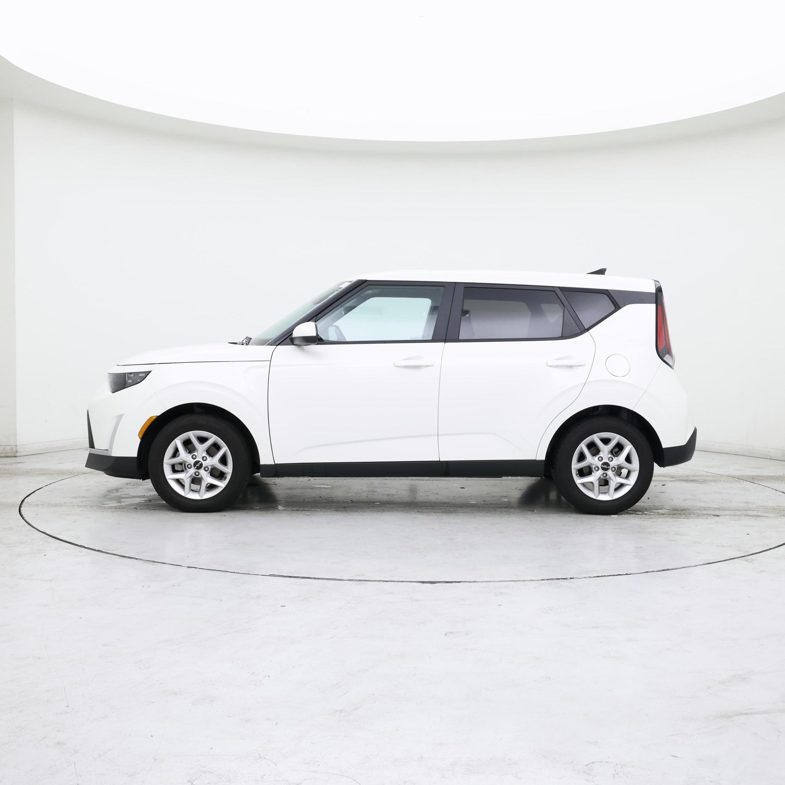 Thumbnail: 2024 Kia Soul - 3