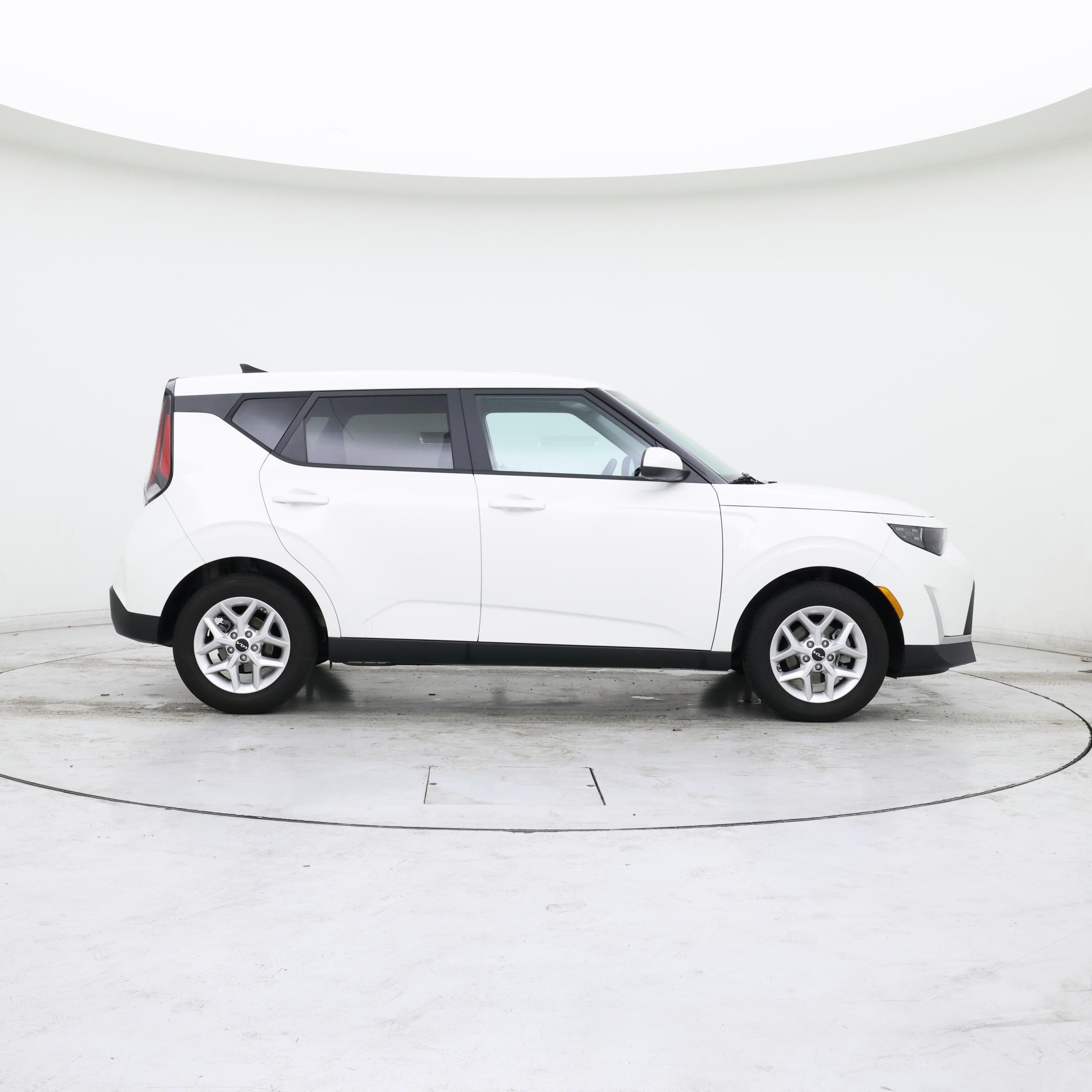 Thumbnail: 2024 Kia Soul - 7