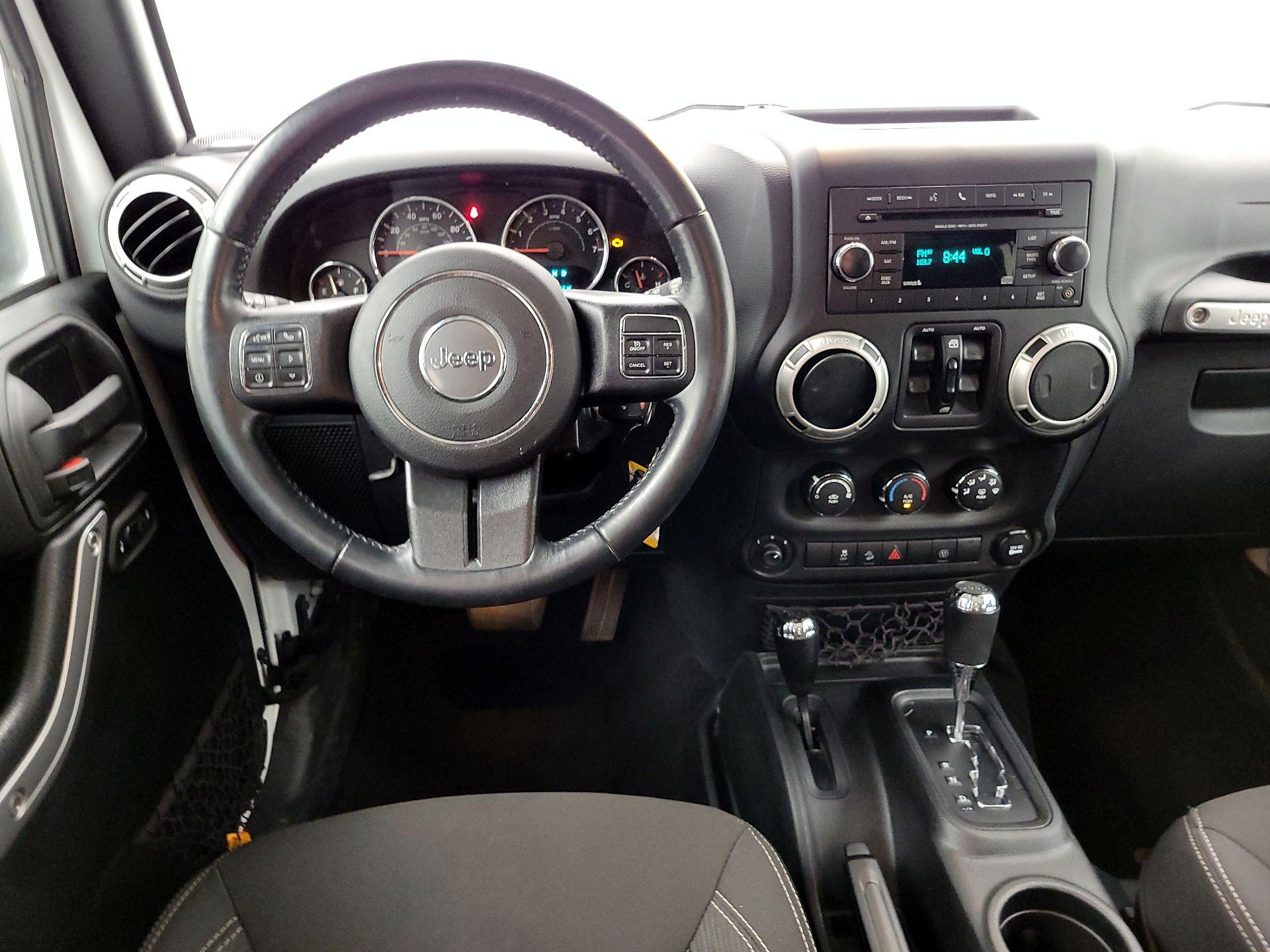 Thumbnail: 2017 Jeep Wrangler - 10