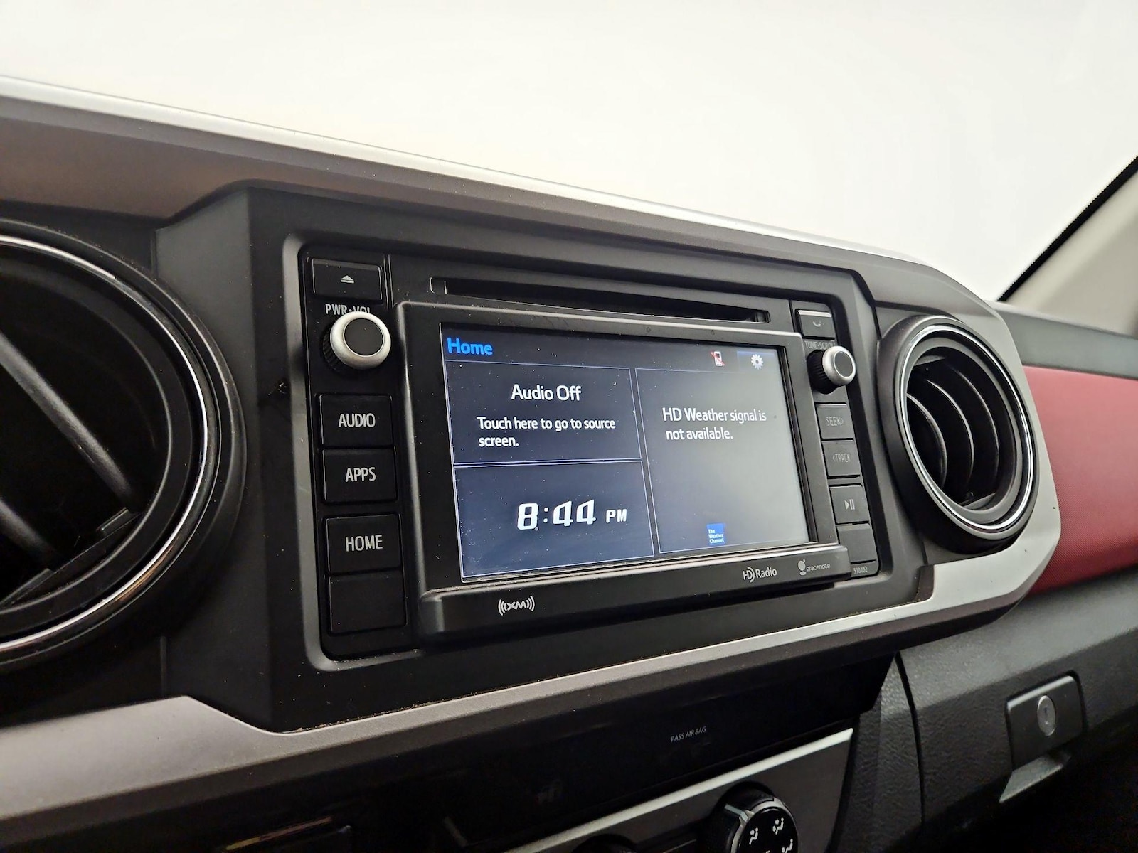 2018 Toyota Tacoma SR5 - Photo 16