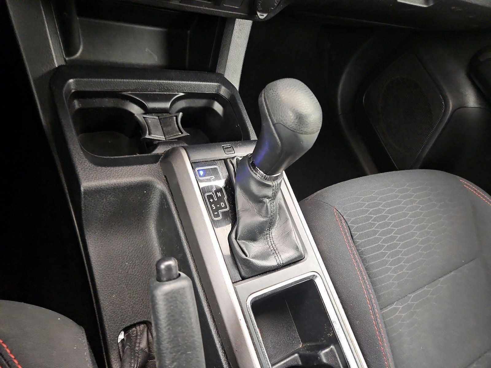 2018 Toyota Tacoma SR5 - Photo 18