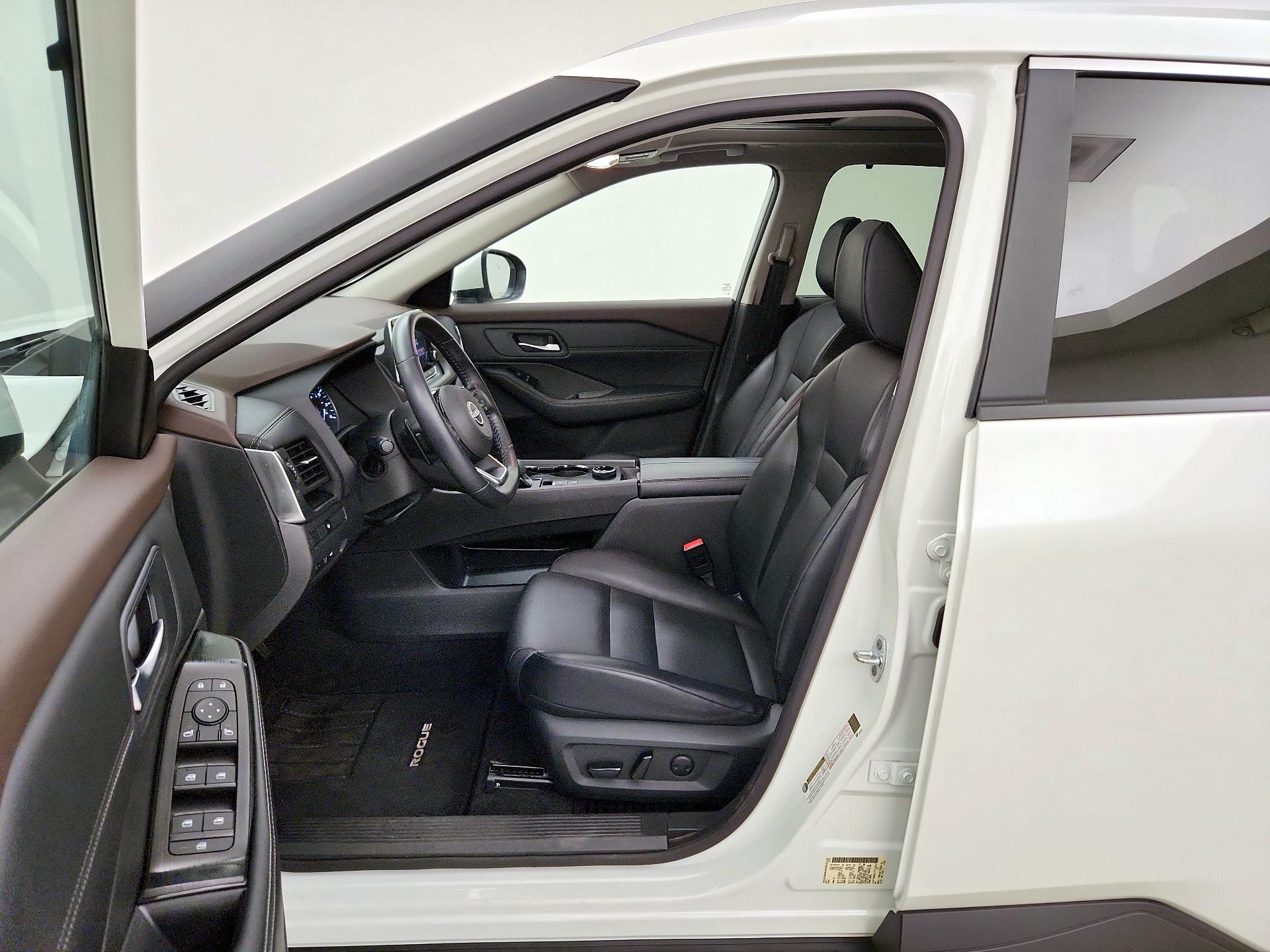 Thumbnail: 2023 Nissan Rogue - 11