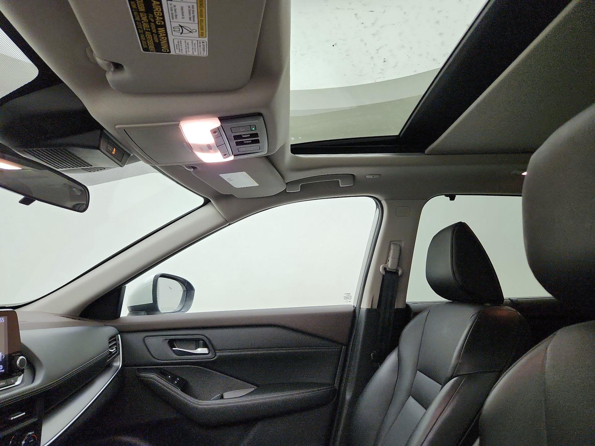 Thumbnail: 2023 Nissan Rogue - 19