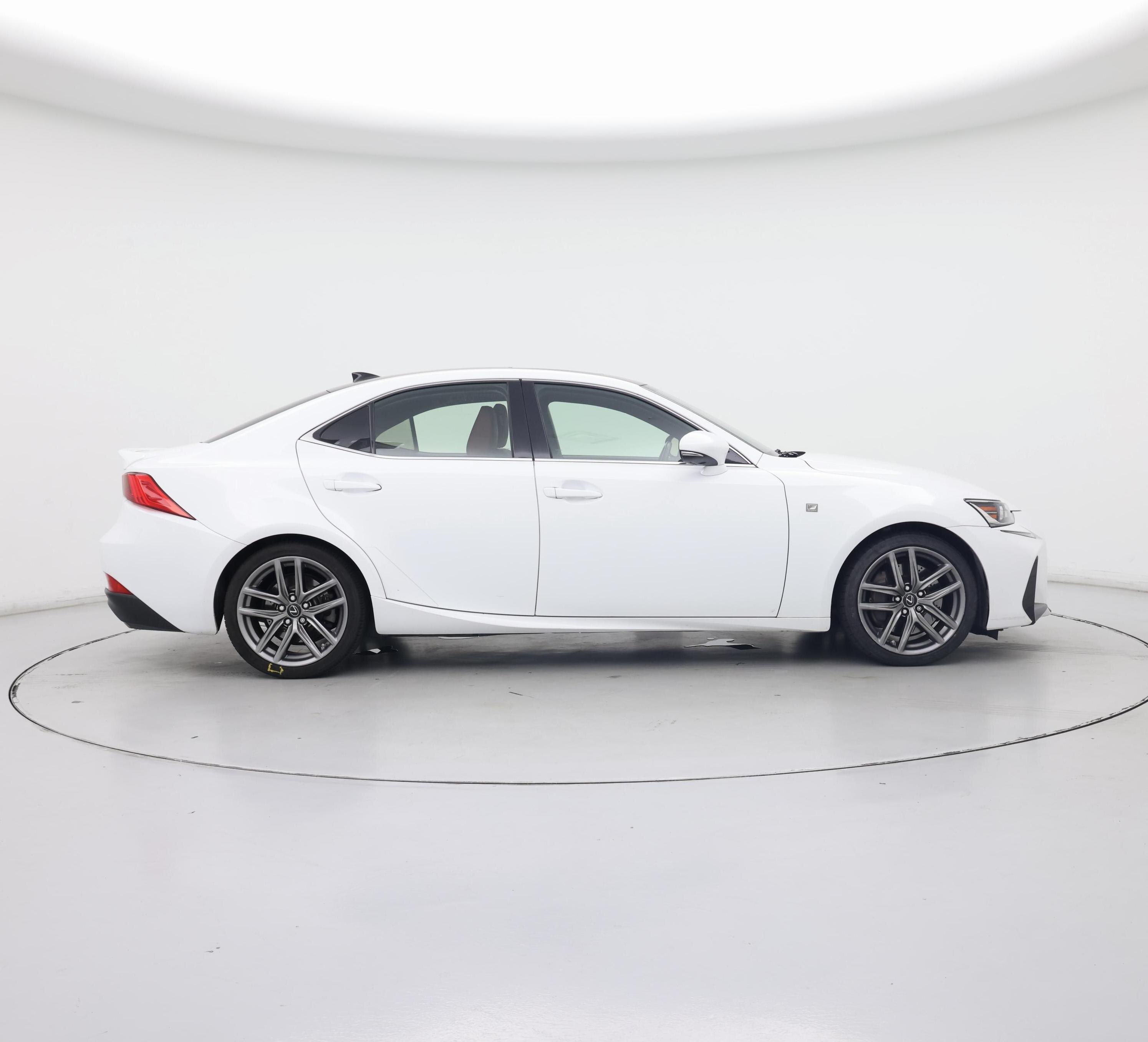 Thumbnail: 2017 Lexus IS - 7